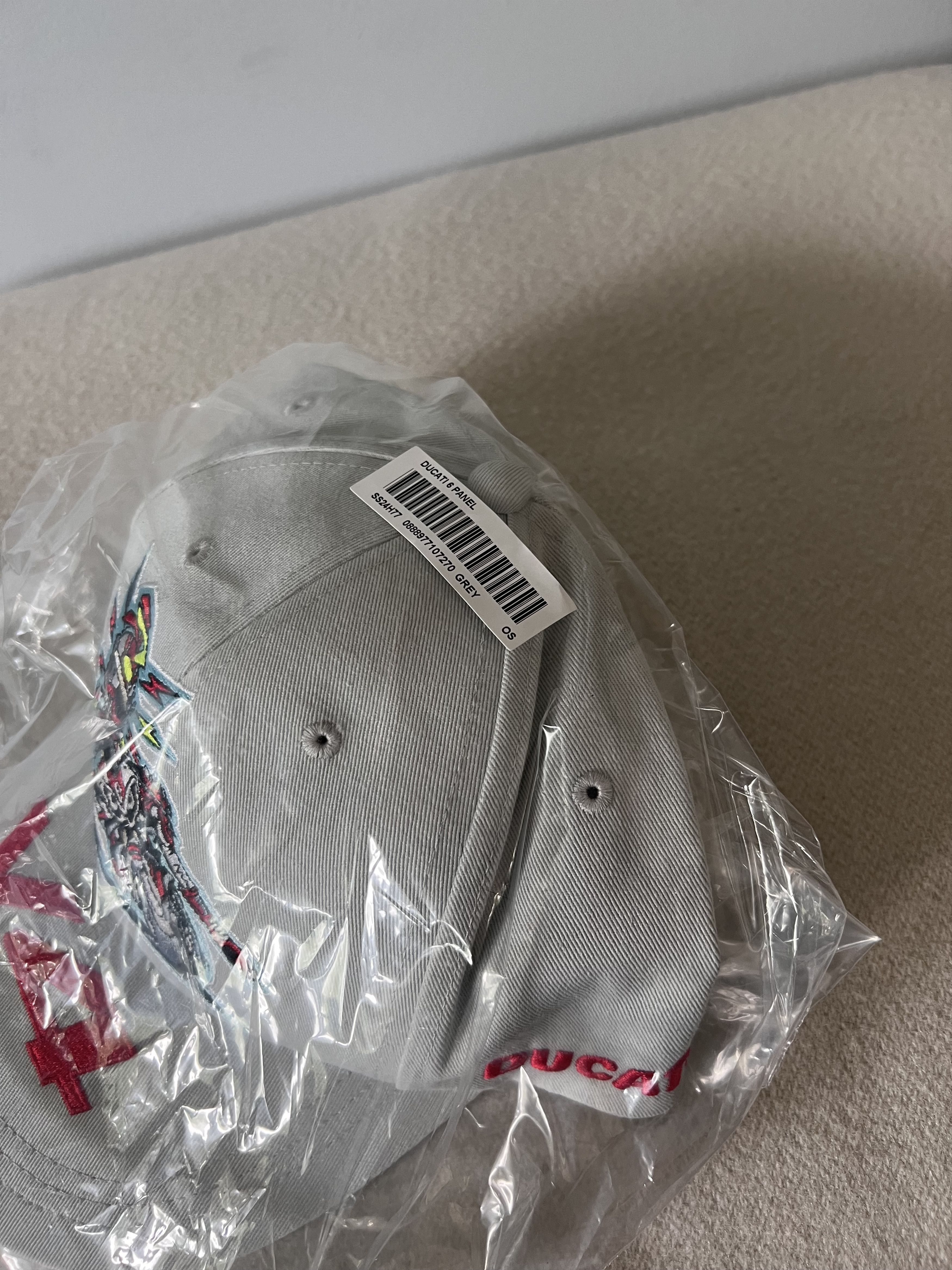Ducati × Supreme Ducati Supreme 6 Panel Hat in Grey Size ONE SIZE - 3 Thumbnail