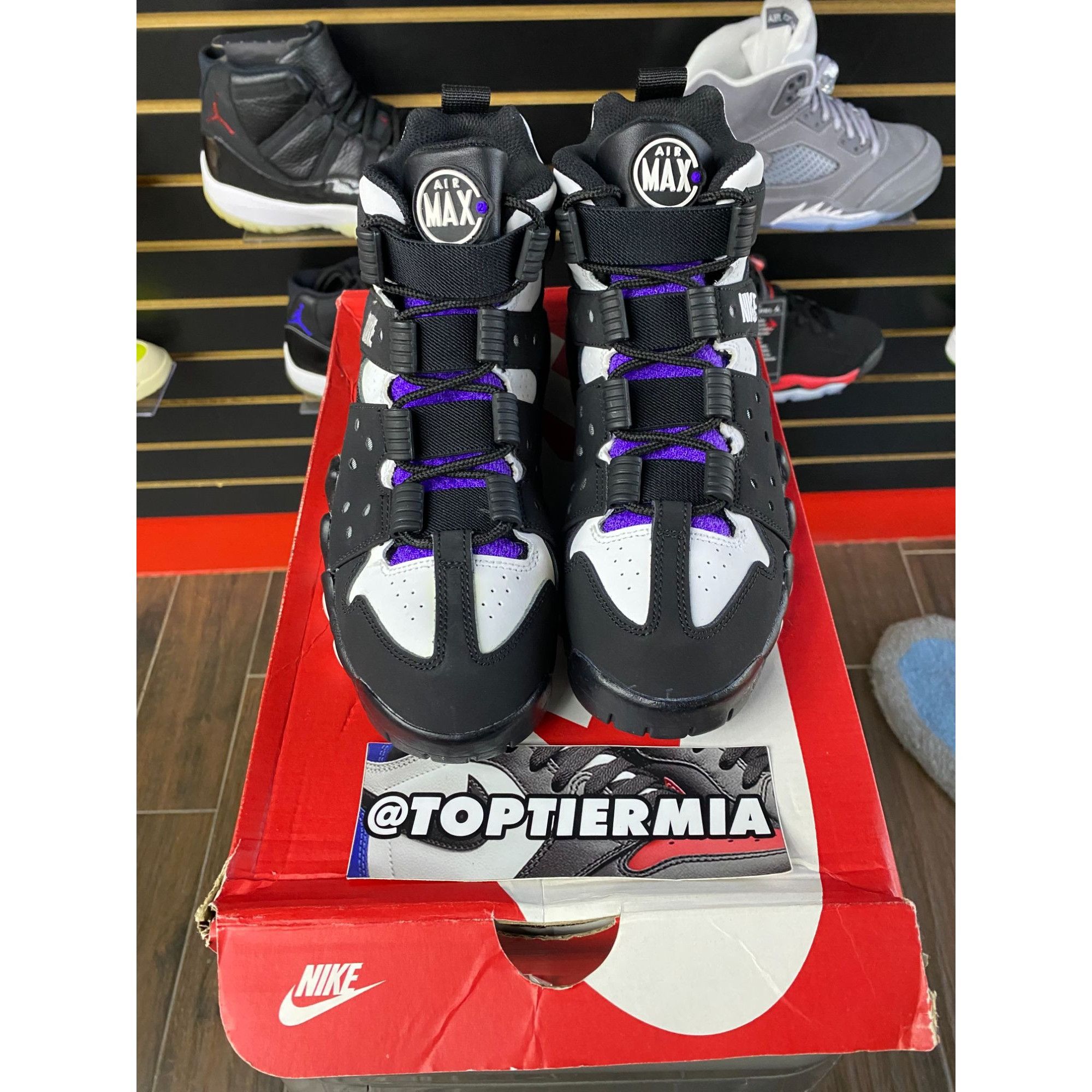 Nike NIKE AIR MAX CB 94 BLACK WHITE PURPLE SZ 6Y Size US 6 / EU 39 - 2 Thumbnail
