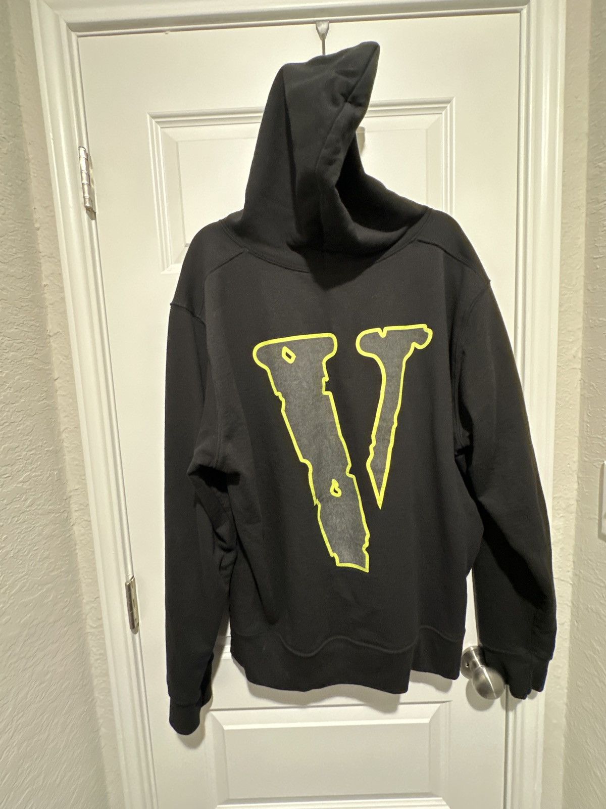 Vlone Juice WRLD X VLONE MOTY Black Hoodie | Grailed