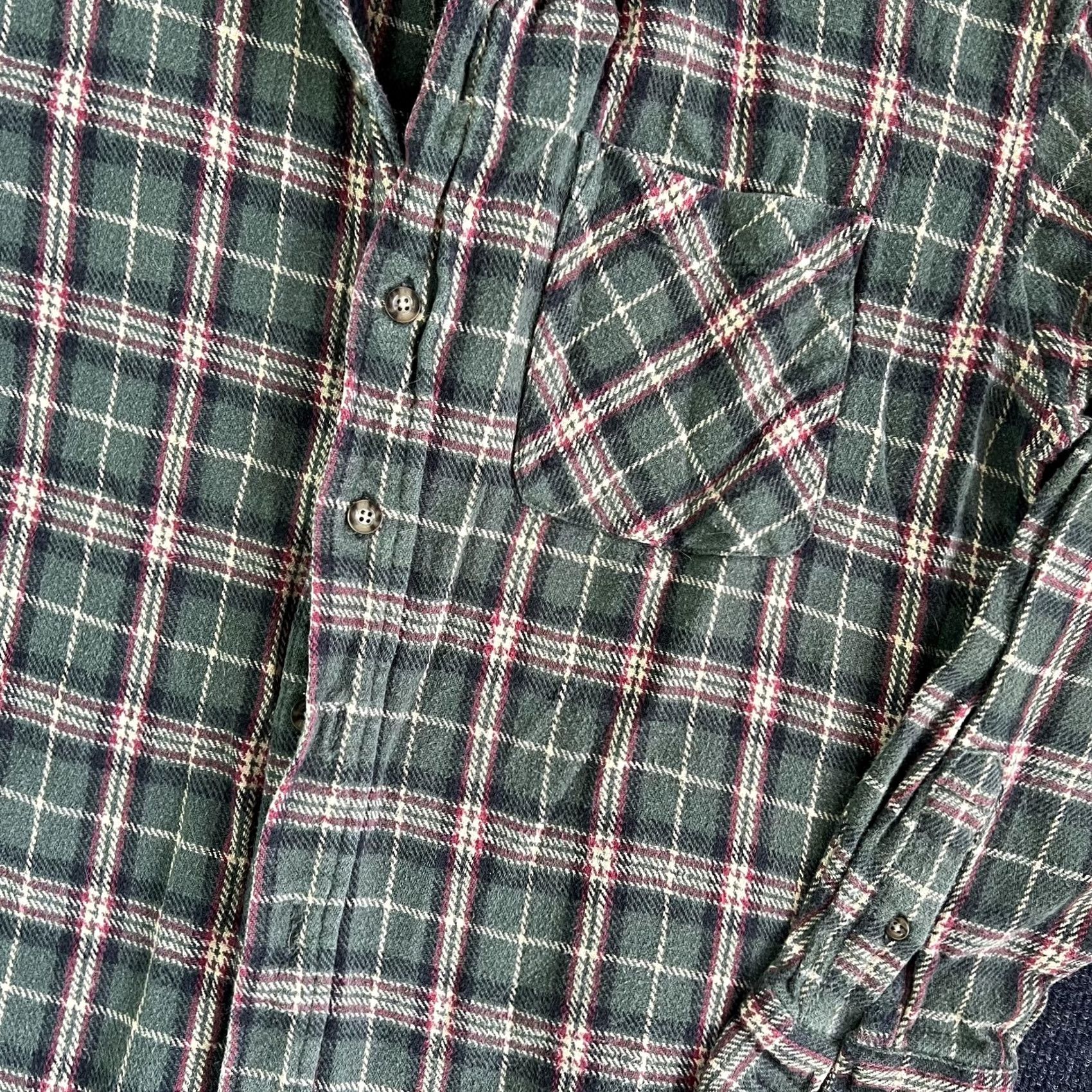 Vintage Kilimanjaro Flannel Shirt Mens LT Green Plaid Long Sleeve Button Up Casual Size US L / EU 52-54 / 3 - 2 Thumbnail