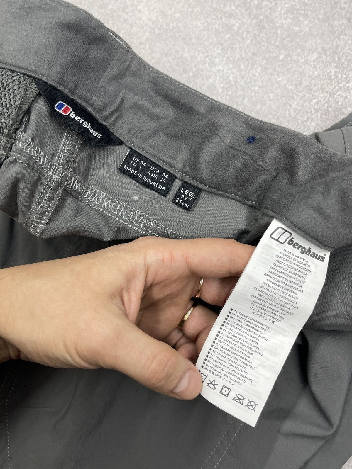 Berghaus Mens Berghaus Nylon Cargo Pants Grey Outdoor Gorpcore Size L Size US 34 / EU 50 - 12 Thumbnail
