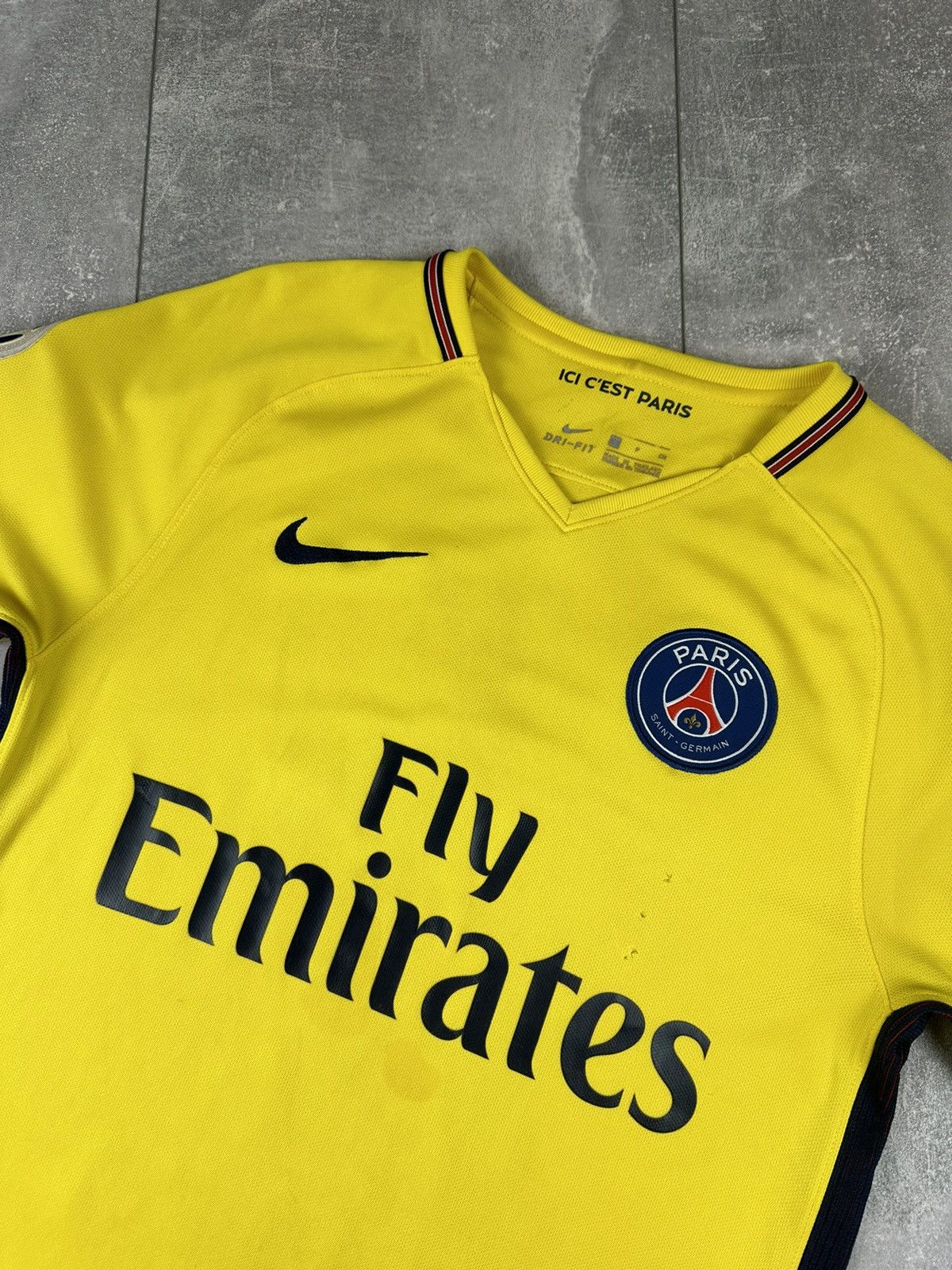 Nike Nike PSG Paris Away 2017/18 Soccer #10Neymar JR Jersey Size US S / EU 44-46 / 1 - 9 Thumbnail