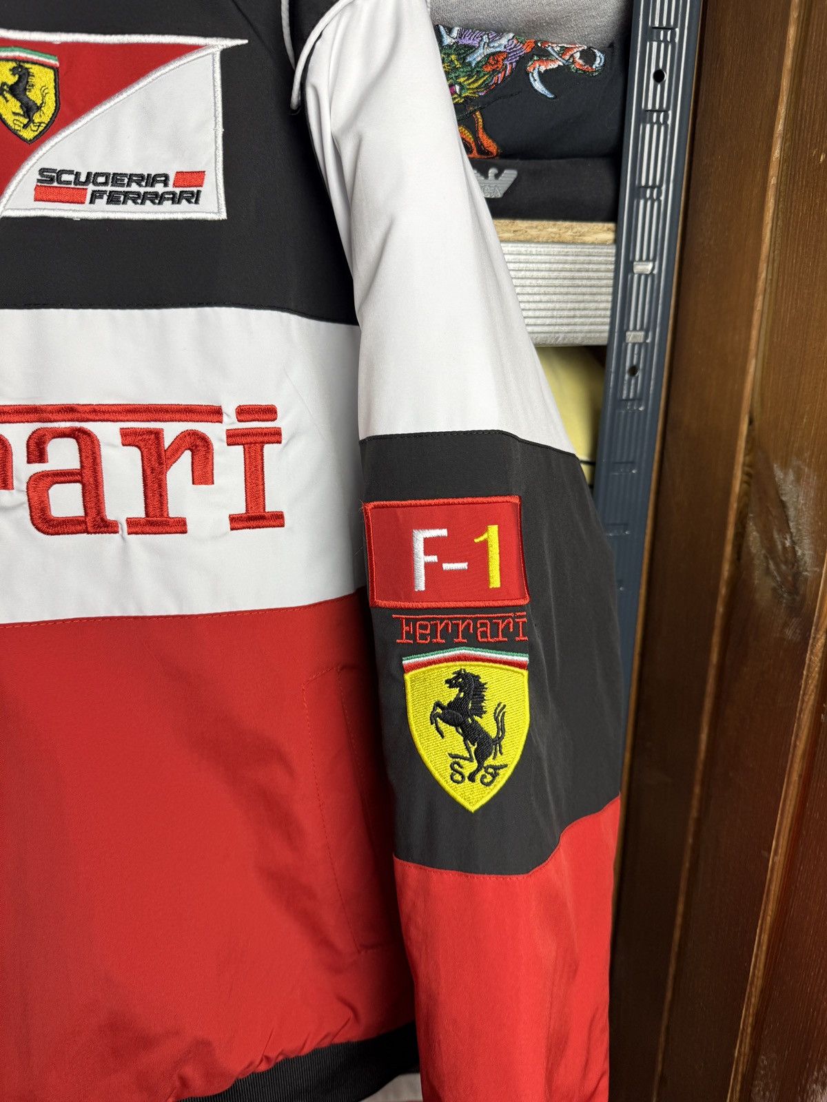 Ferrari Crazy FERRARI Marlboro racing jacket Size US L / EU 52-54 / 3 - 5 Thumbnail