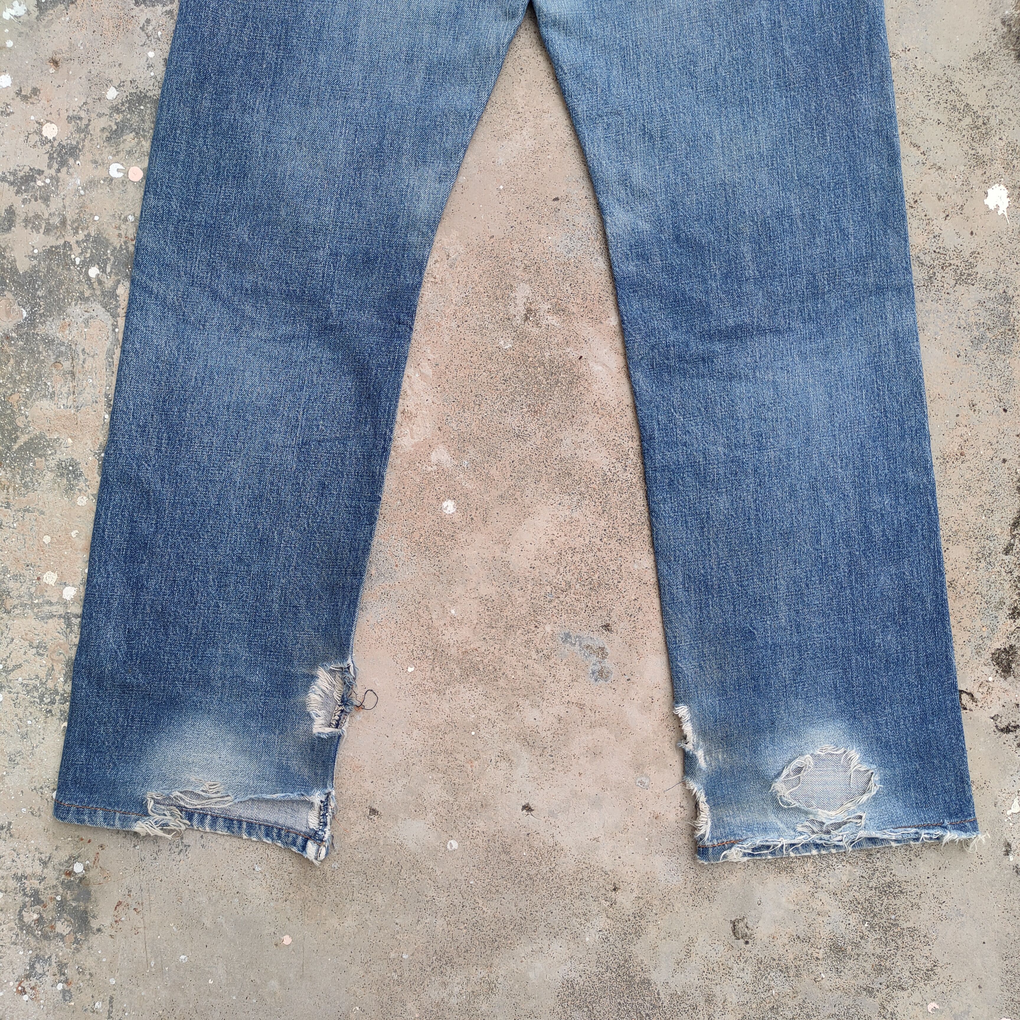 Levi's Vintage Clothing VINTAGE LEVI'S 502 98' BIG E SELVEDGE JEANS DENIM PANTS Size US 33 - 12 Thumbnail