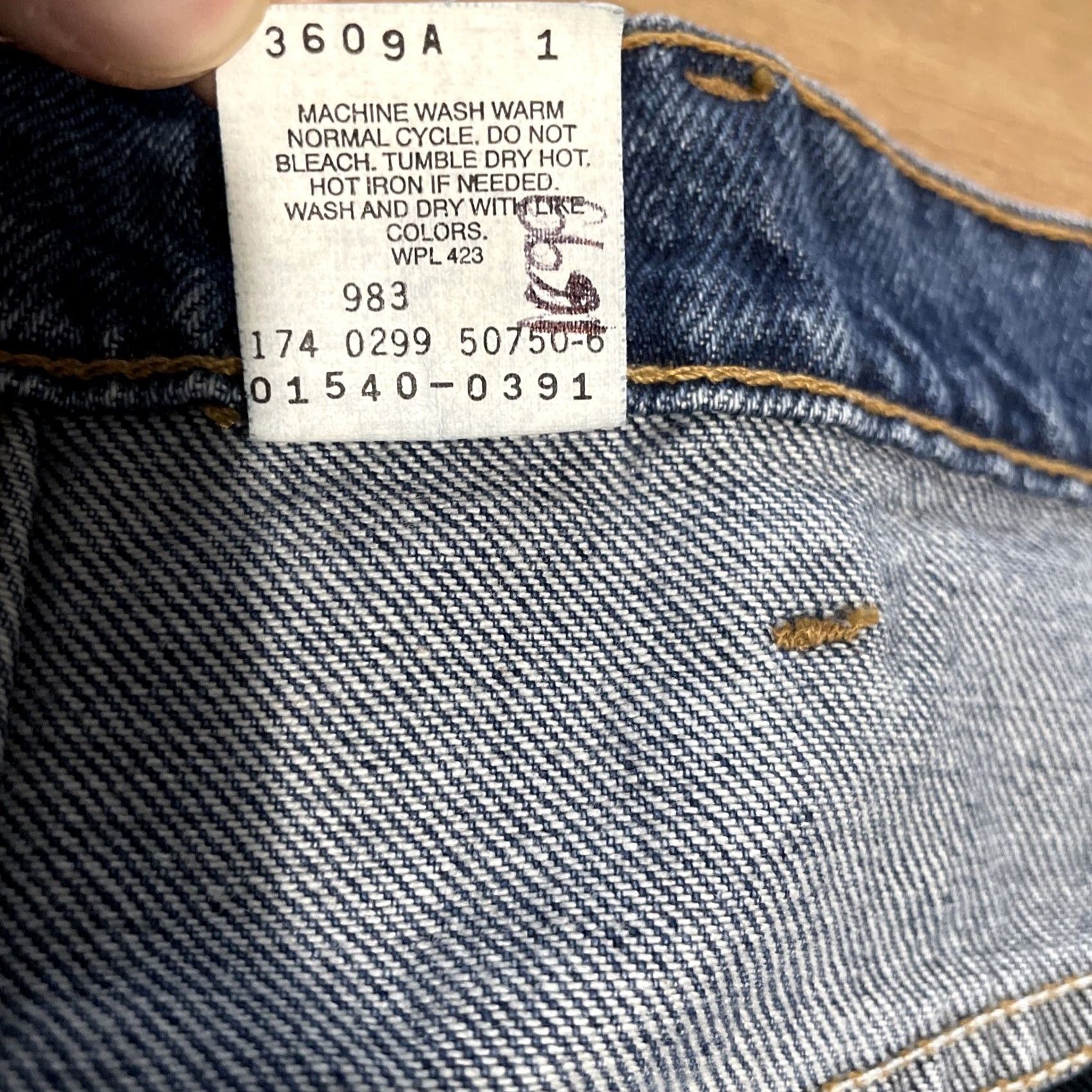 Levi's VINTAGE Levi's Jeans 540 Signature Relaxed Fit 46x30 45x30 Big & Tall Men denim blue 90s Retro NWT 100% Cotton USA Mens Jeans Size US 44 / EU 60 - 7 Thumbnail