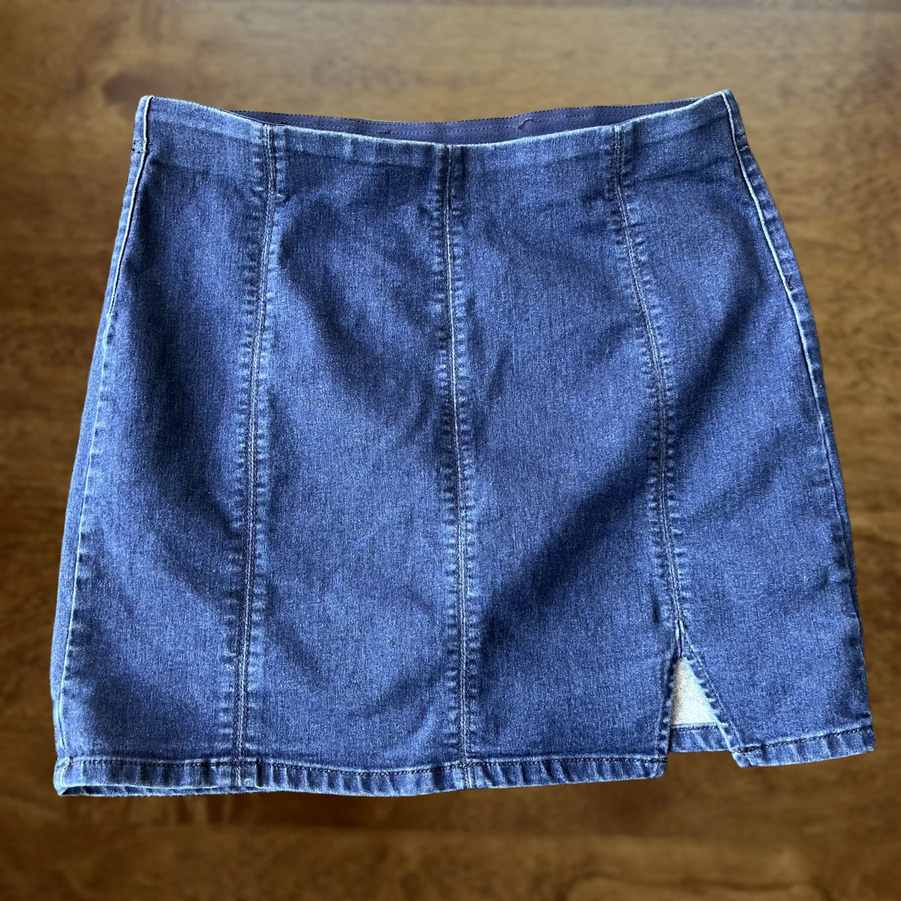 Free People VINTAGE Free People Denim Skirt Womens L Blue Mini Slit Stretch Casual Y2k Size 36" / US 14 / IT 50 - 1 Thumbnail