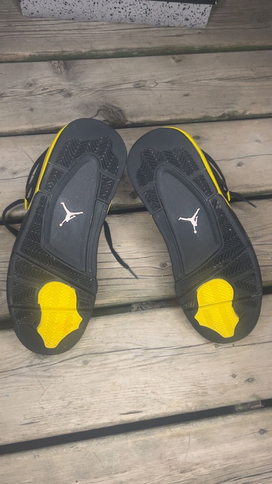 Jordan Brand 2023 Air Jordan 4 Thunder Yellow/Black With Box Size US 9 / EU 42 - 6 Thumbnail