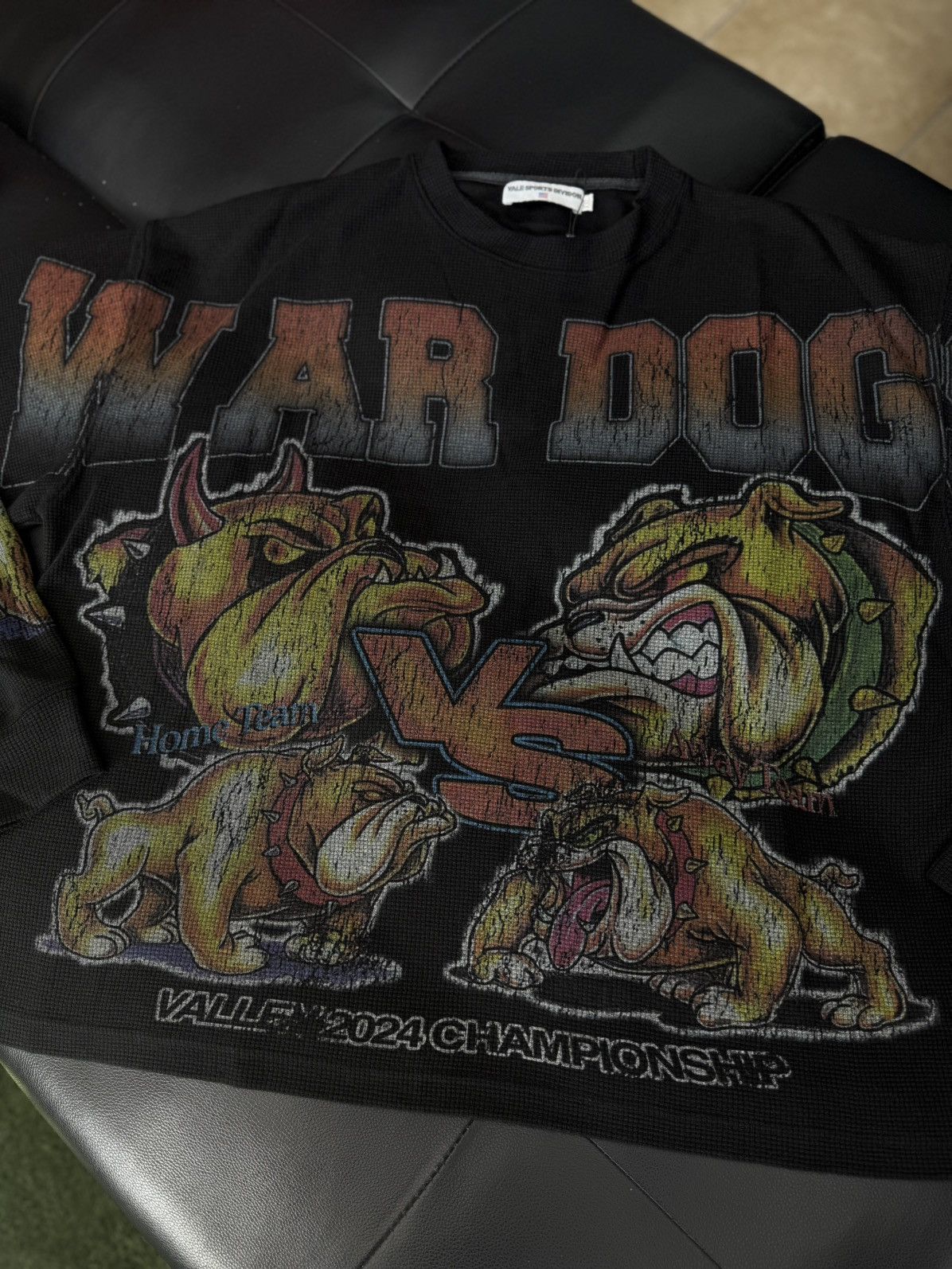Vale Valley Bull Dogs Long Sleeve Tee Shirt Size XXL (NEW) Size US XXL / EU 58 / 5 - 2 Thumbnail