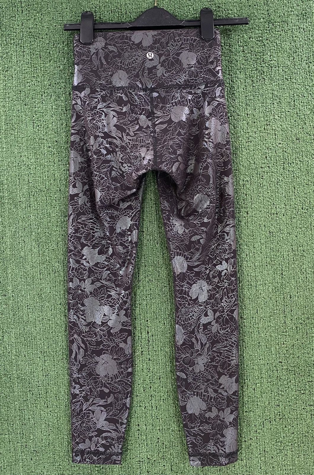 Lululemon Lululemon Wunder Train Flourish Iridescent Leggings Sz 4 Size 27" / US 4 / IT 40 - 4 Thumbnail
