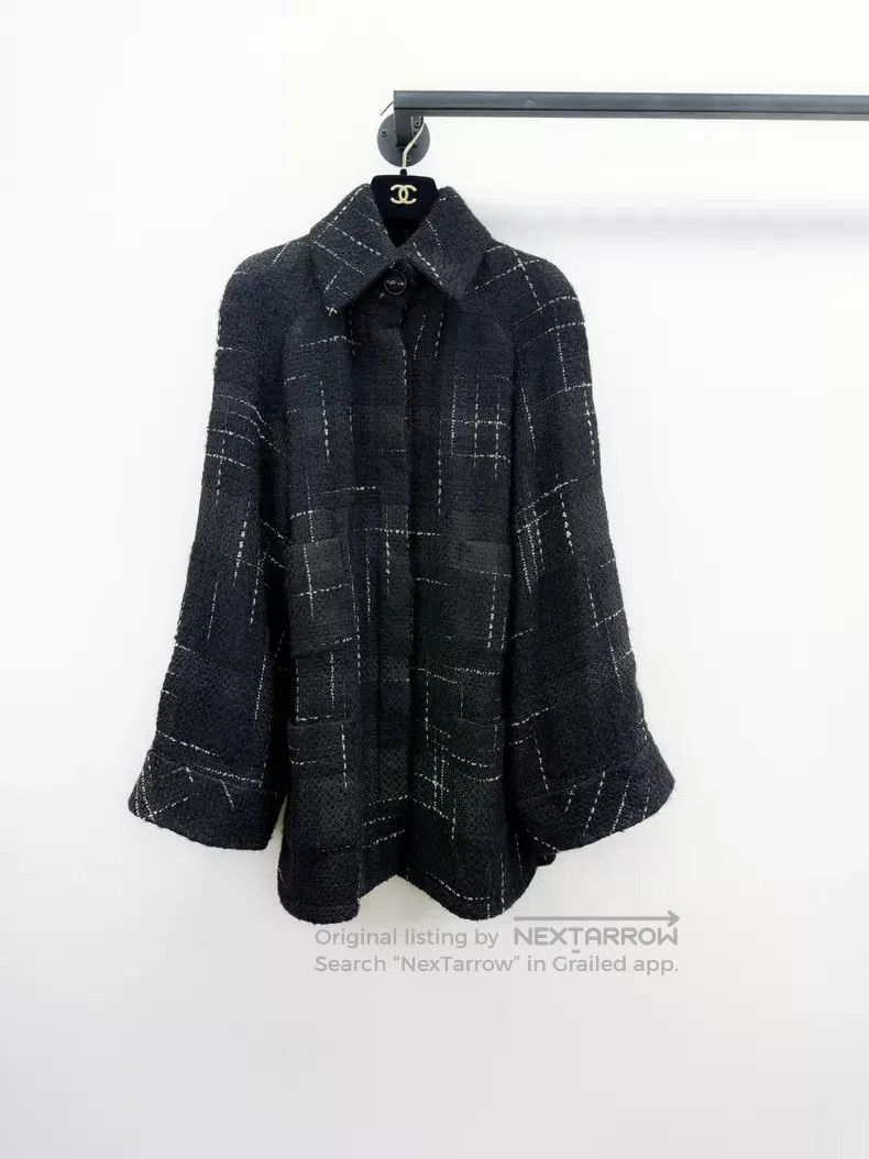 Chanel Chanel Plaid knitted jacket Size XS / US 0-2 / IT 36-38 - 1 Thumbnail