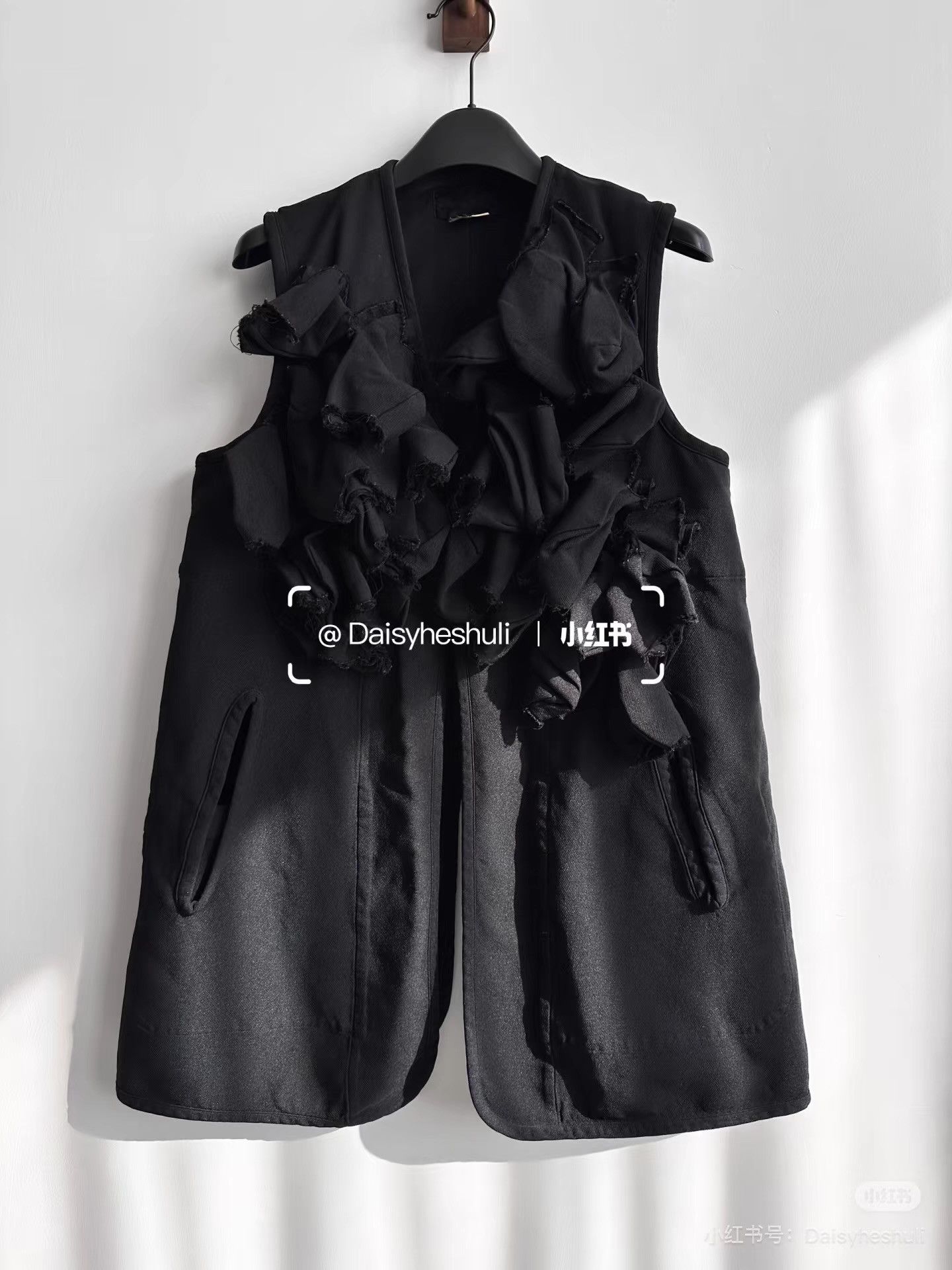 Comme des Garcons Comme des Garçons CDG Main Line 3D Floral Waistcoat Ｑ24 Size S / US 4 / IT 40 - 1 Thumbnail
