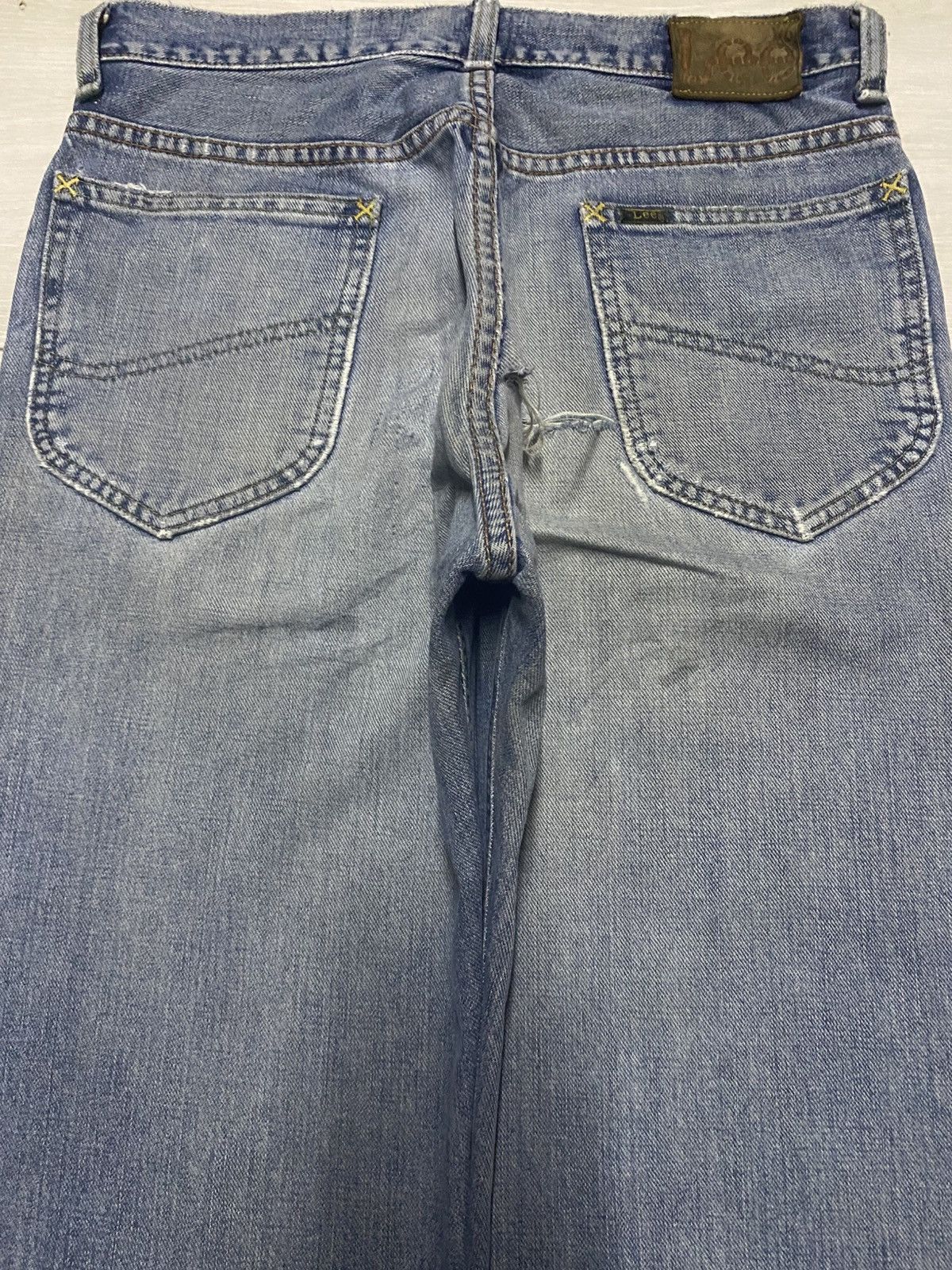 Vintage Vintage Lee Riders Half Selvedge Grunge Repair Baggy Jeans Size US 30 / EU 46 - 4 Thumbnail