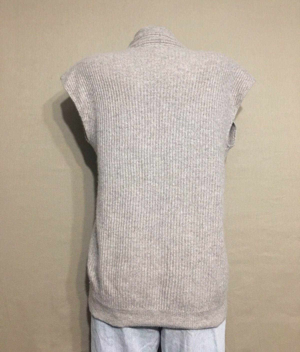 Allude ALLUDE Cashmere Beige Designer Knit Vest Sweater Size S Size S / US 4 / IT 40 - 5 Thumbnail