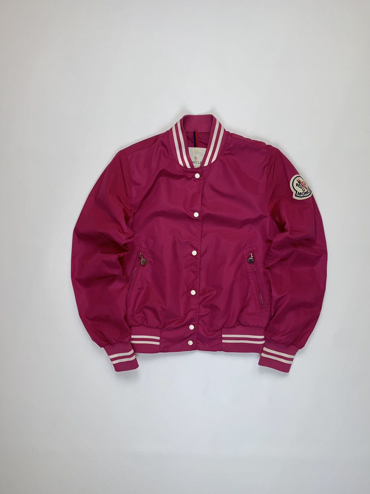 Moncler 🚨 Moncler vintage pink nylon button jacket bomber womans M 2 Size M / US 6-8 / IT 42-44 - 1 Thumbnail