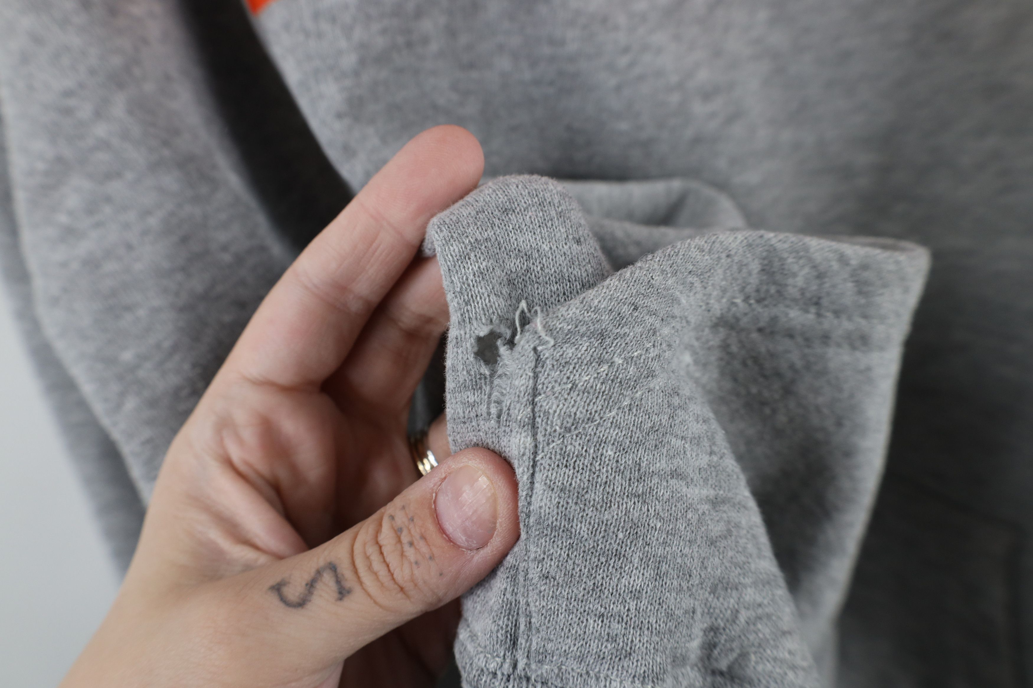 Vintage Vintage 90s Bowling Green State University Hoodie Gray USA Size US XL / EU 56 / 4 - 7 Thumbnail