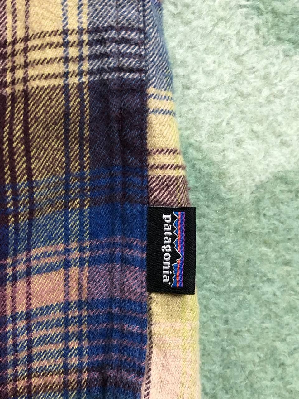 Patagonia Vintage Logo Patagonia Size S Shirt Streetwear Size US S / EU 44-46 / 1 - 5 Thumbnail