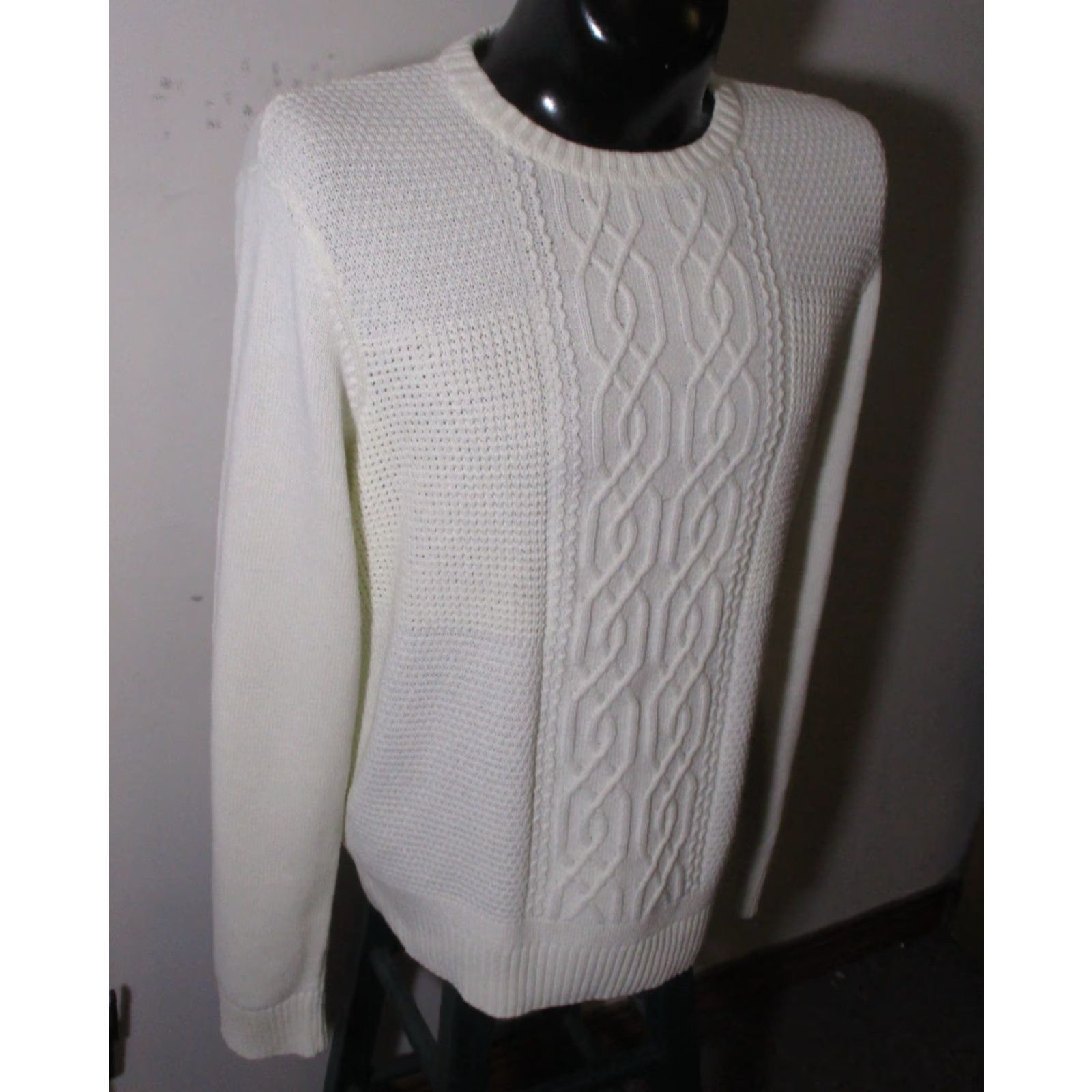 Ben Sherman BEN SHERMAN White Long Sleeve Semi Cable Knit Sweater Men's Size L NWOT Size US L / EU 52-54 / 3 - 3 Thumbnail