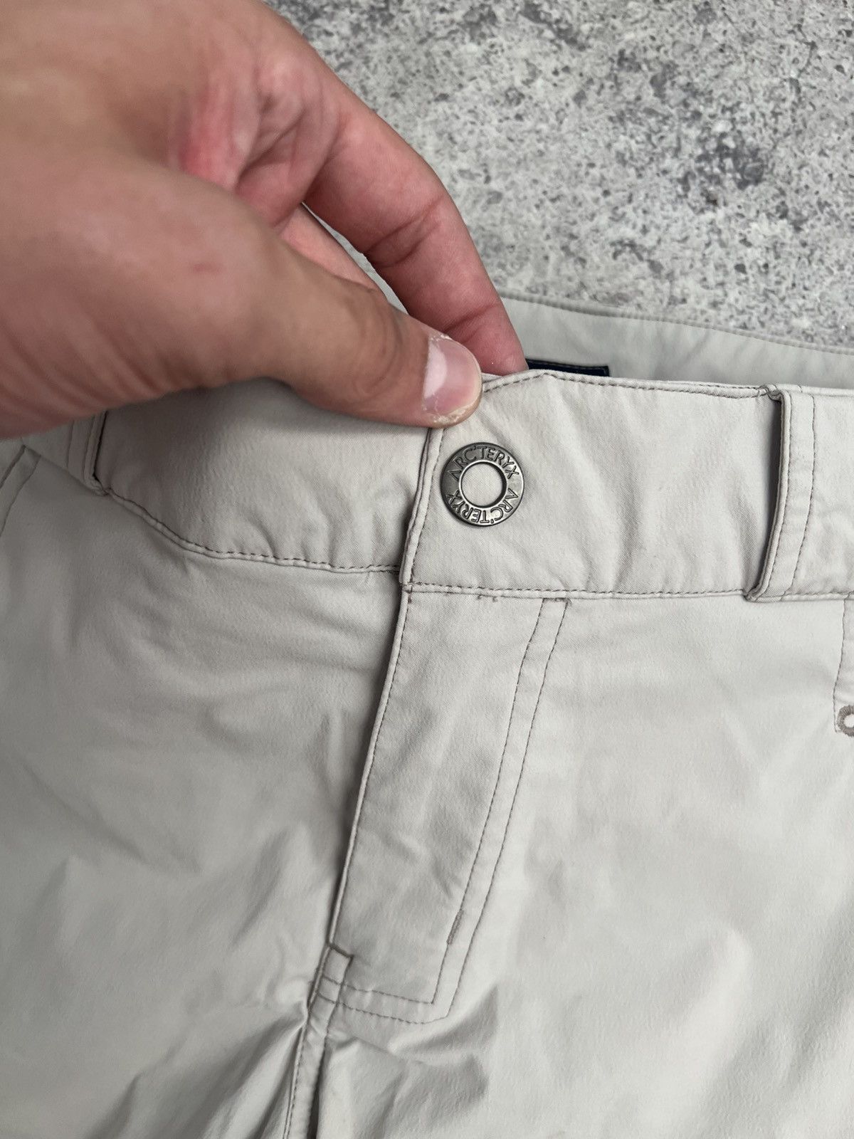 Arc'teryx Vintage Arcteryx Hiking Women’s Pants Gorpcore Size 32" / US 10 / IT 46 - 7 Thumbnail