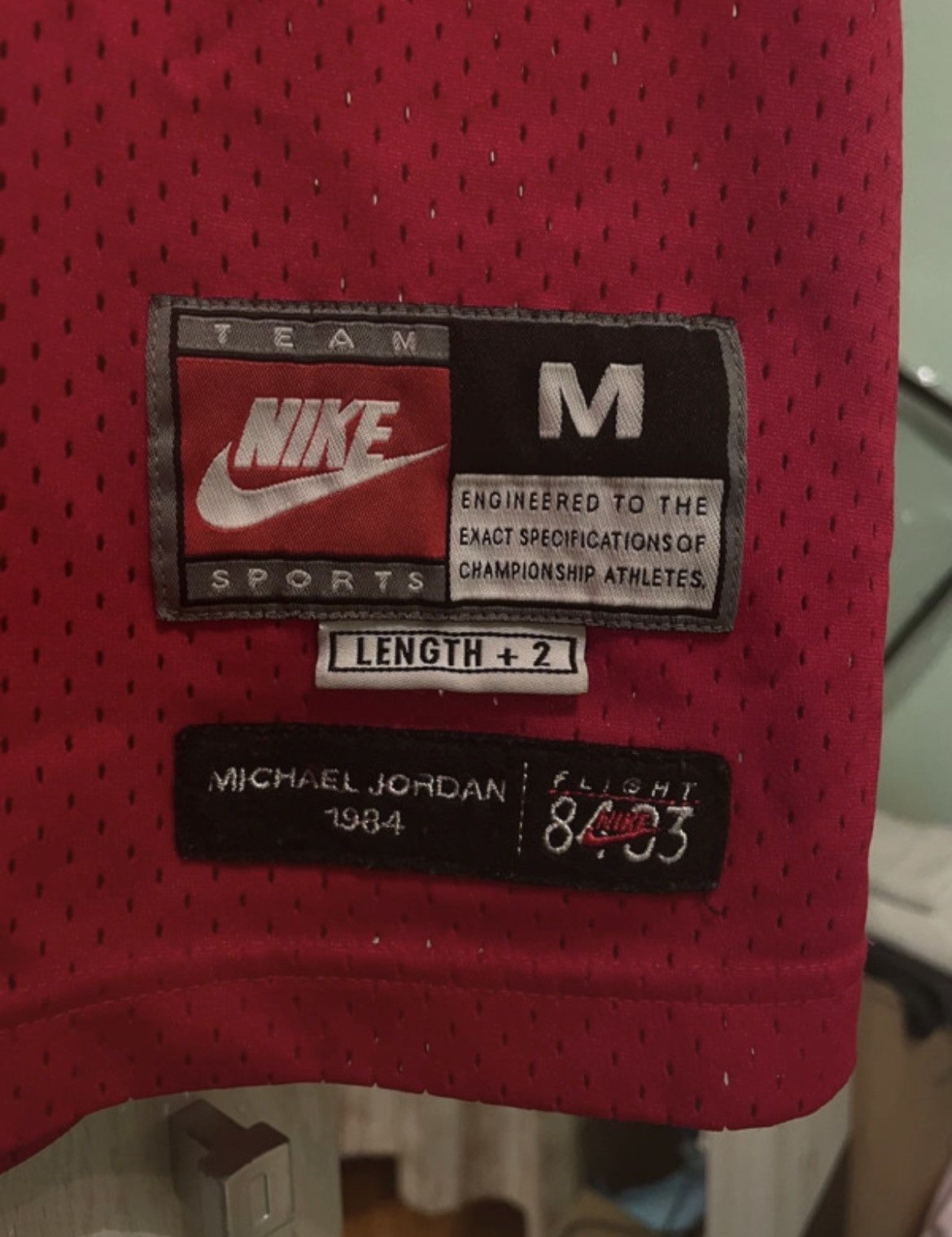 Nike nike jordan 1984 flight8403rookie jersey Size US M / EU 48-50 / 2 - 4 Thumbnail