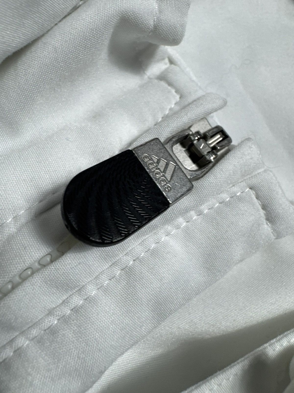 Adidas Adidas FC Real Madrid Vintage Nylon Football Track Suit Size US XL / EU 56 / 4 - 6 Thumbnail