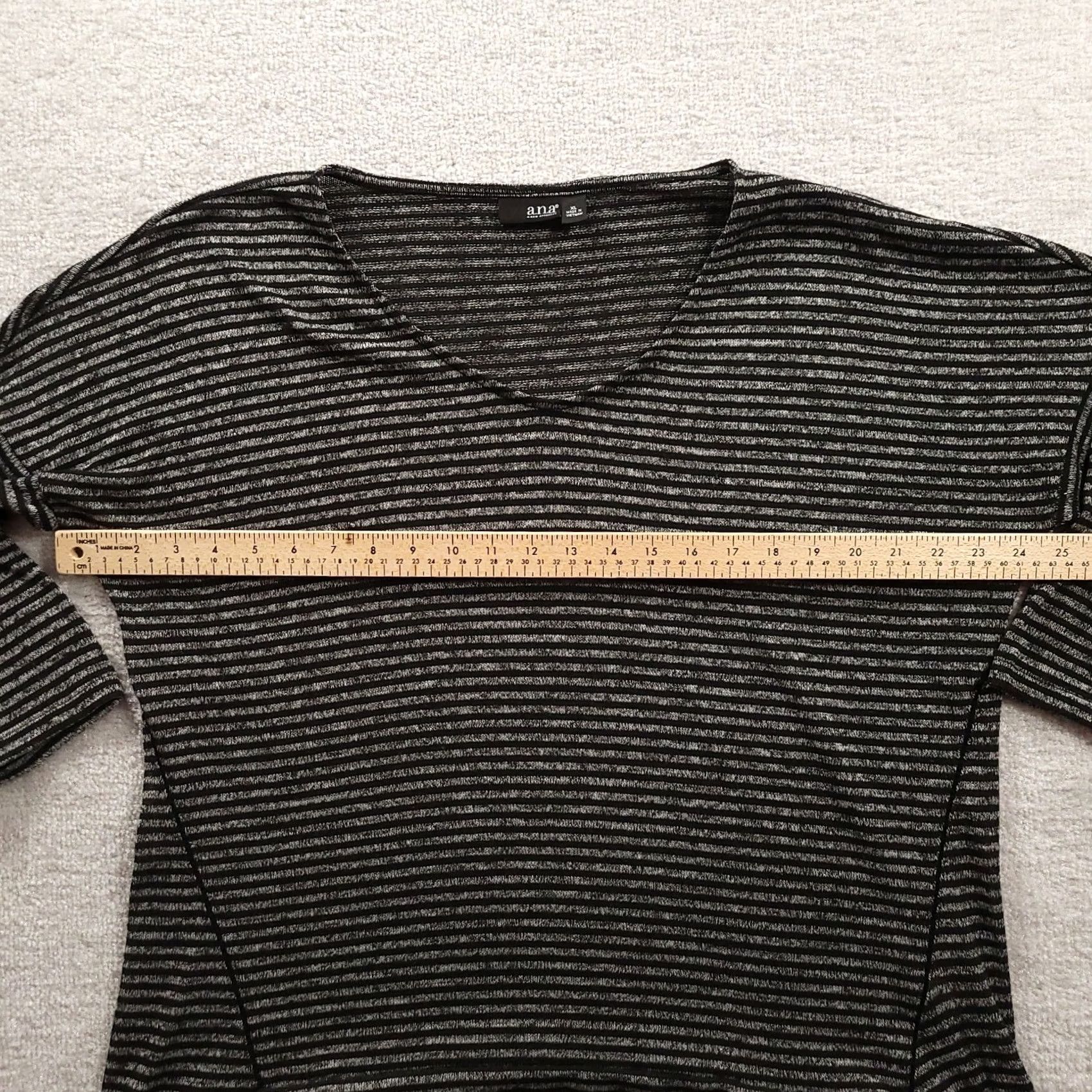 Vintage A.N.A Womens V-Neck 3/4 Sleeve Shirt Black Gray Striped Shirt L Womens Size L / US 10 / IT 46 - 3 Thumbnail