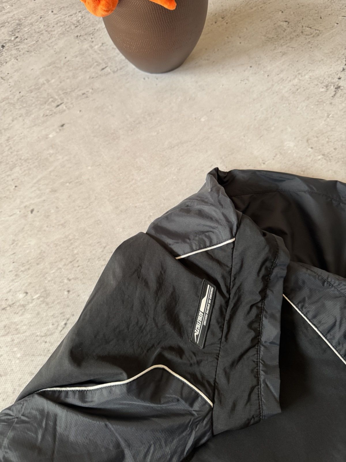Nike × Vintage NIKE VINTAGE BASIC LOGO OVERSIZE BAGGY LIGHT JACKET Size US S / EU 44-46 / 1 - 5 Thumbnail