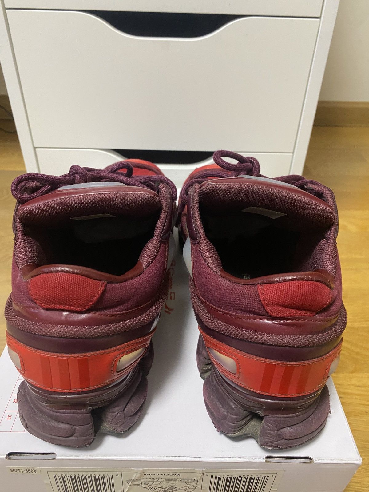 Adidas × Raf Simons Adidas x raf simons ozweego 3 burgundy Size US 10 / EU 43 - 4 Thumbnail