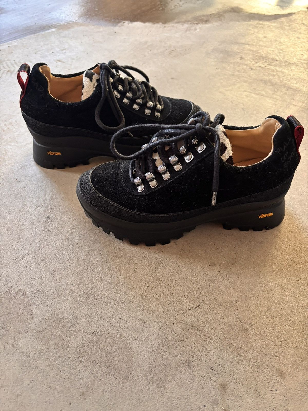 Fugazi Fugazi Boostraps size 6 US ‘cow’ Size US 6 / EU 39 - 1 Thumbnail