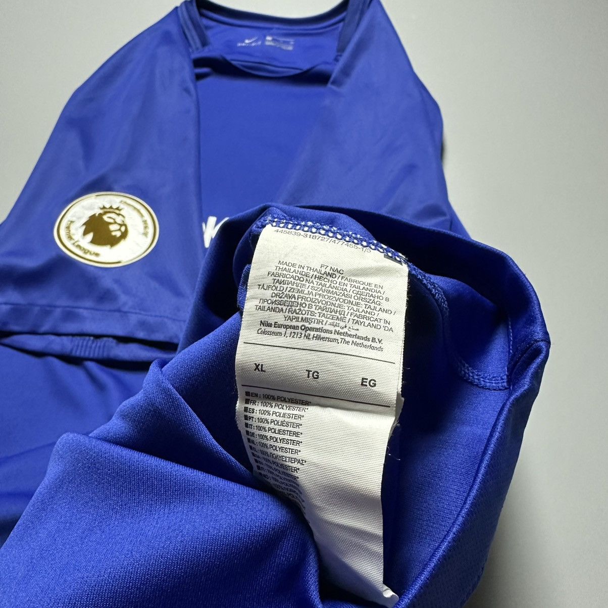 Nike CHELSEA NIKE 2017/2018 FOOTBALL HOME JERSEY #10 HAZARD Size US XL / EU 56 / 4 - 11 Thumbnail