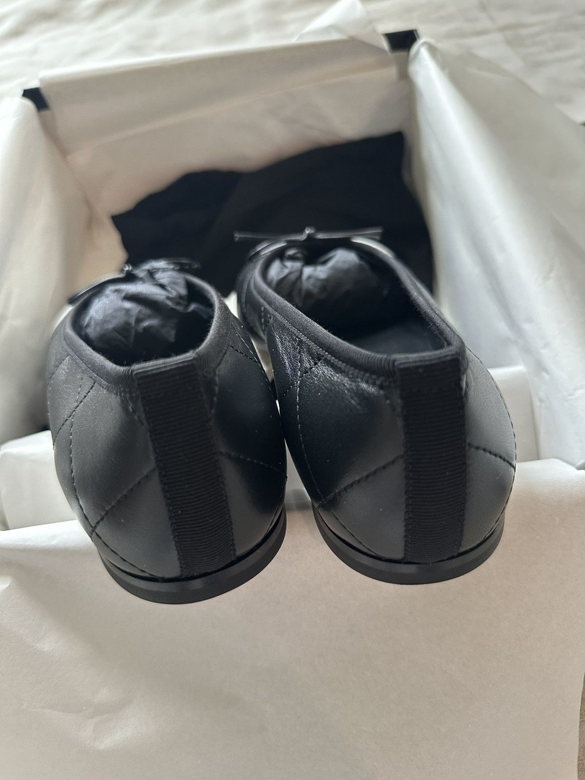 Chanel Chanel 2026M coco beach Cambon flats Black color size 39.5 Size US 9.5 / IT 39.5 - 8 Thumbnail