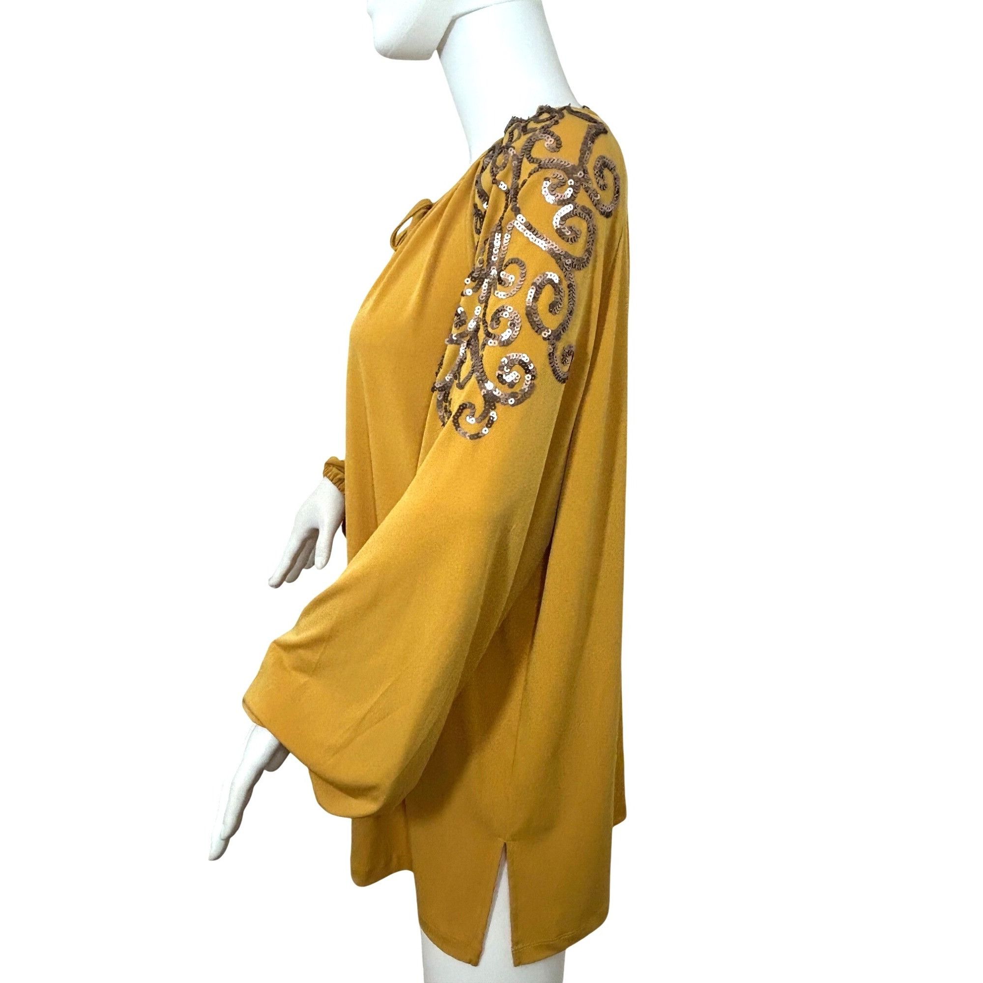 Other Susan Graver Tunic Top Yellow XL Sequined Shoulders Round Ne Size XL / US 12-14 / IT 48-50 - 2 Thumbnail
