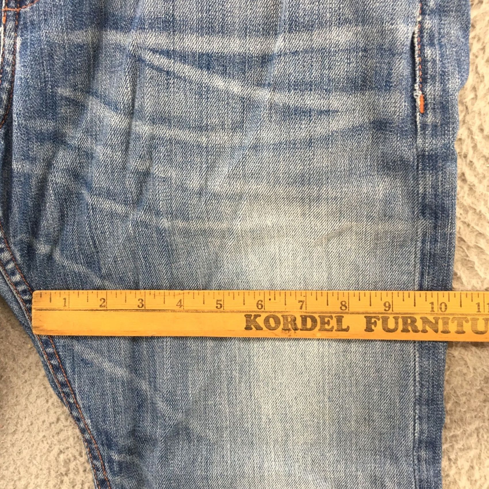 Banana Republic Banana Republic Jeans Mens 30 Blue Light Wash Denim Mid Rise Zip Straight Leg 5-Pocket Regular Cotton Denim Jeans Mens Boys? Size US 30 / EU 46 - 6 Thumbnail