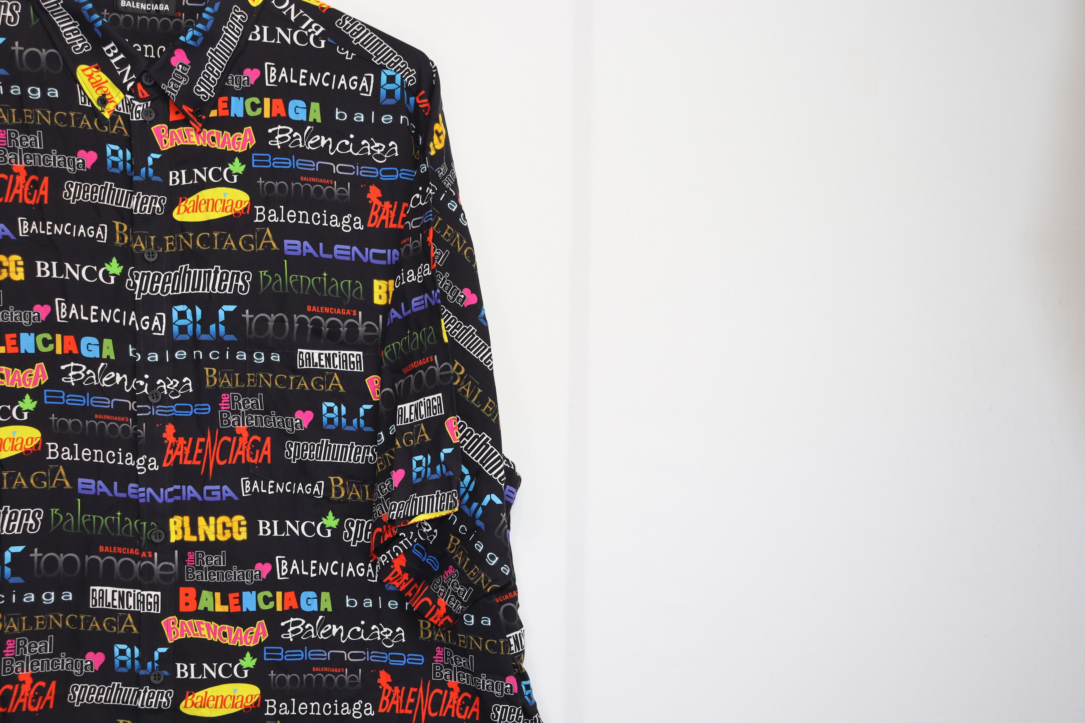 Balenciaga All Over Multi Logo Print Vacation Shirt in Multicolor Size US XL / EU 56 / 4 - 7 Thumbnail
