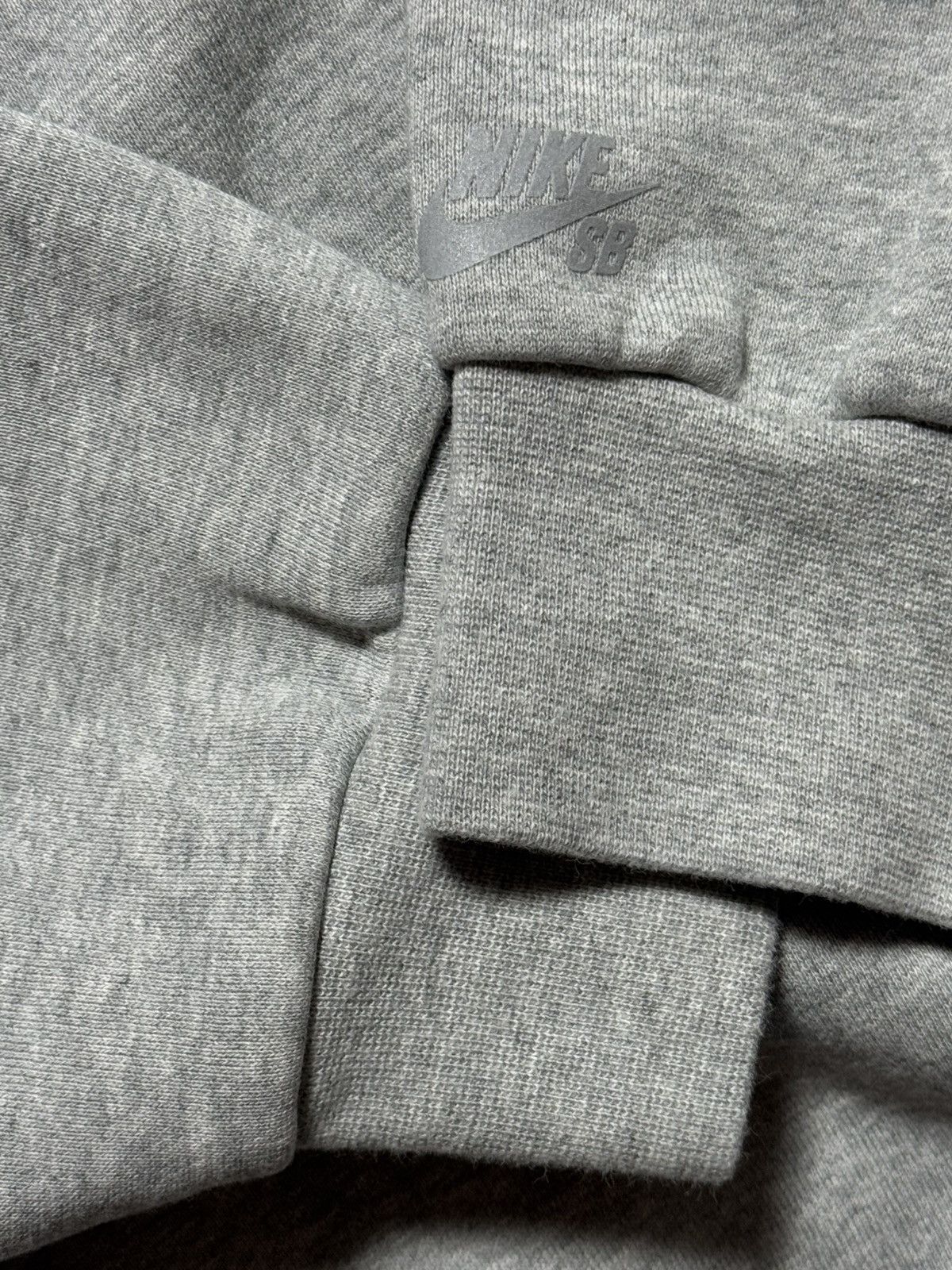 Nike SB Nike SB x Eric Koston - Fleece Skate Crew Dark Grey Heather Size US XL / EU 56 / 4 - 3 Thumbnail