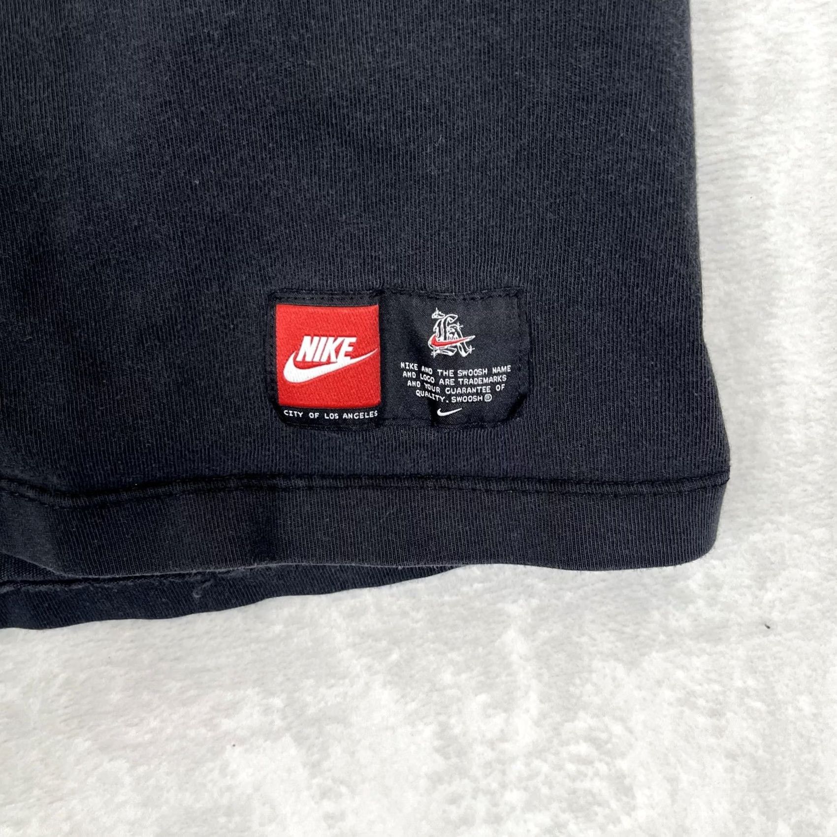 Nike Nike Los Angeles Just Do It T-Shirt Mens L Black Shoe Dog Graffiti Shirt Size US L / EU 52-54 / 3 - 5 Thumbnail