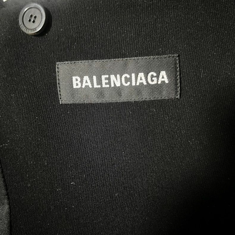 Balenciaga Balenciaga Silk coat with shoulder Logo and shoulder pad co Size US S / EU 44-46 / 1 - 5 Thumbnail