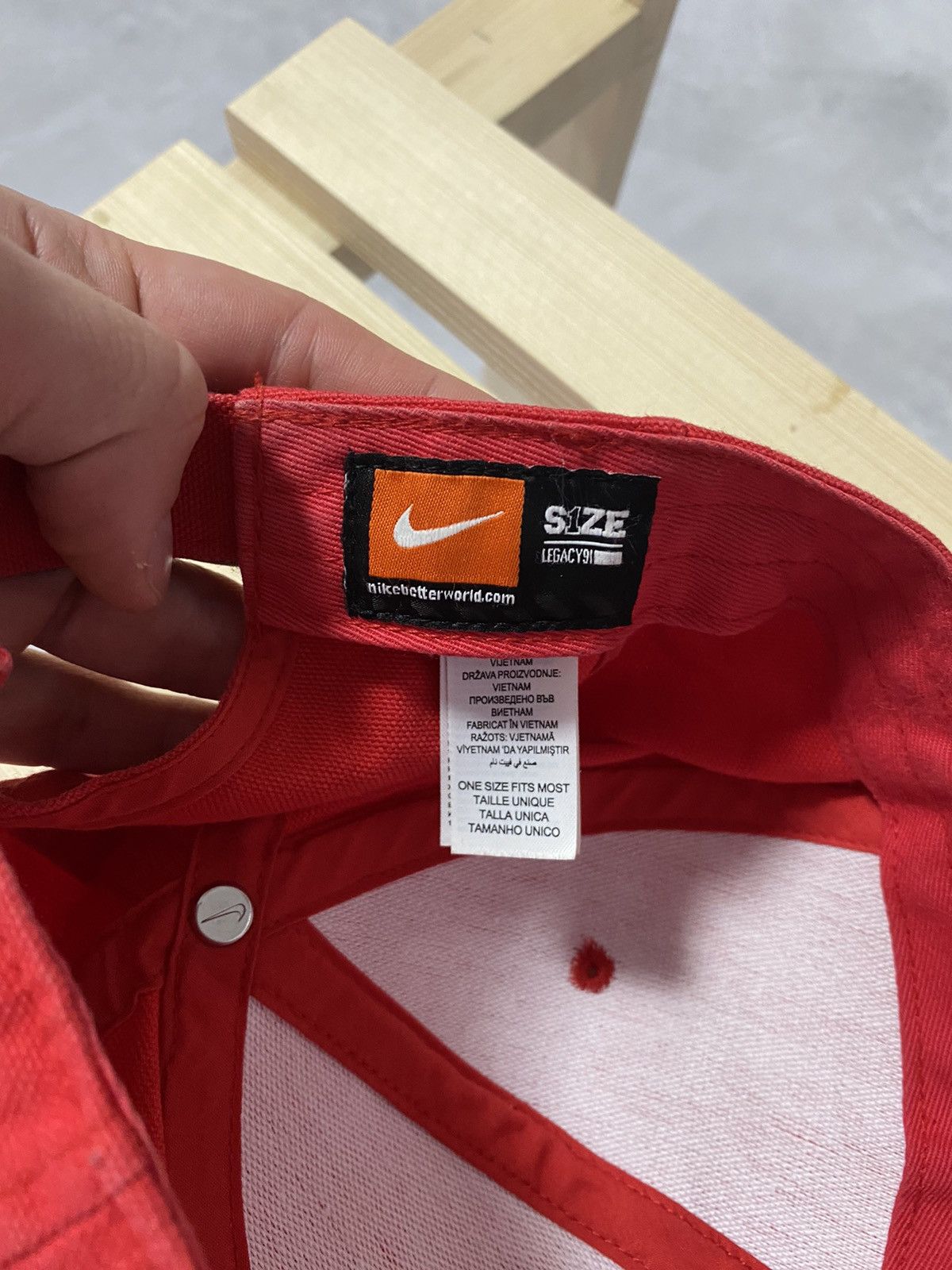 Nike 📍Vintage Cap Nike Red Side Swoosh Size ONE SIZE - 5 Thumbnail
