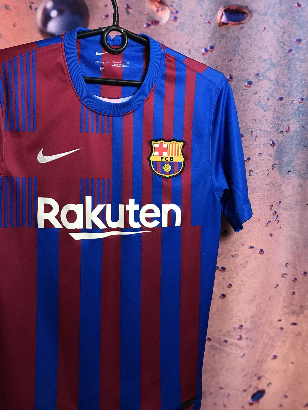 Nike Nike Barcelona streetwear soccer jersey Size US S / EU 44-46 / 1 - 1 Thumbnail