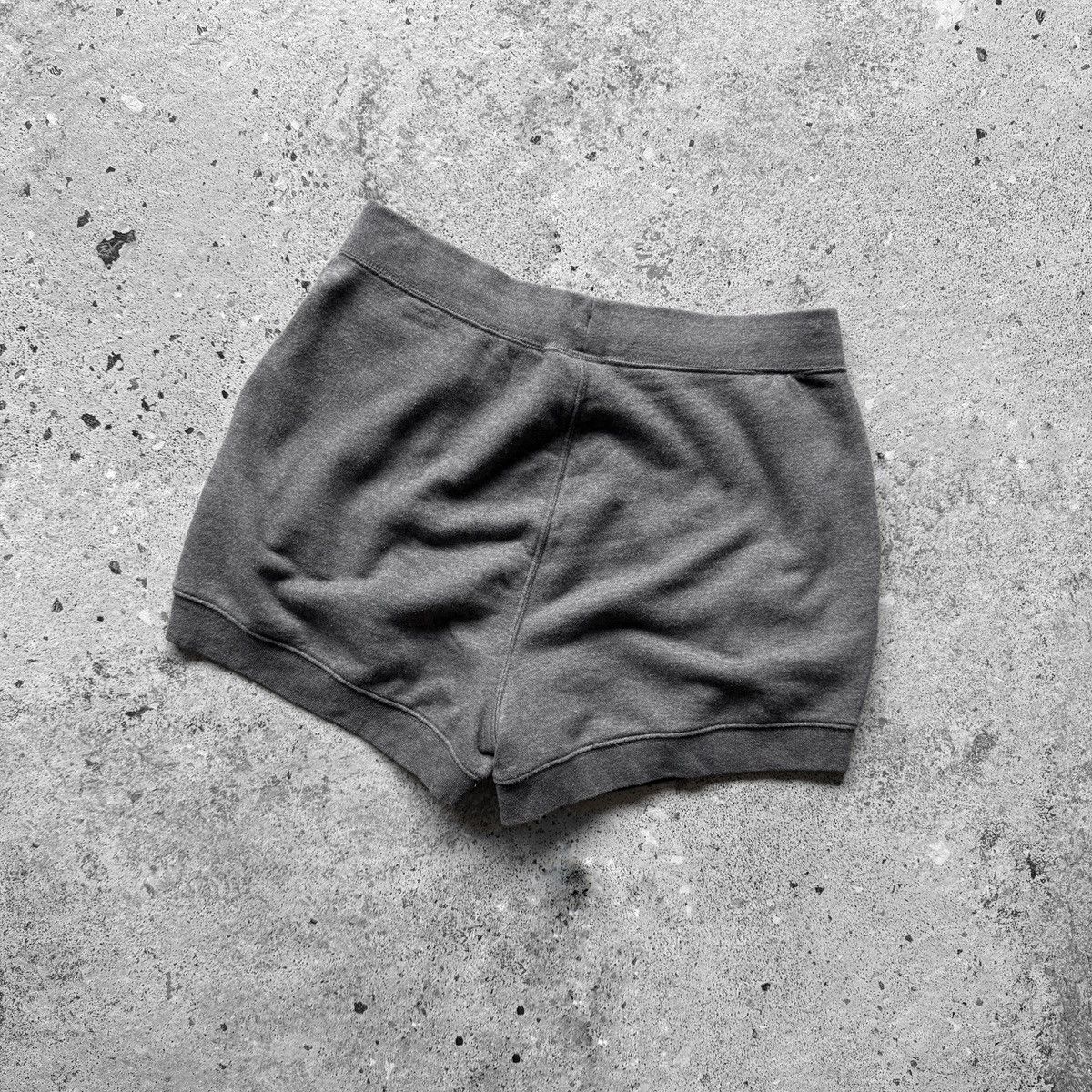 Nike Nike Womens Grey Fleece Sweat Shorts Casual Sportswear Logo Size 30" / US 8 / IT 44 - 4 Thumbnail