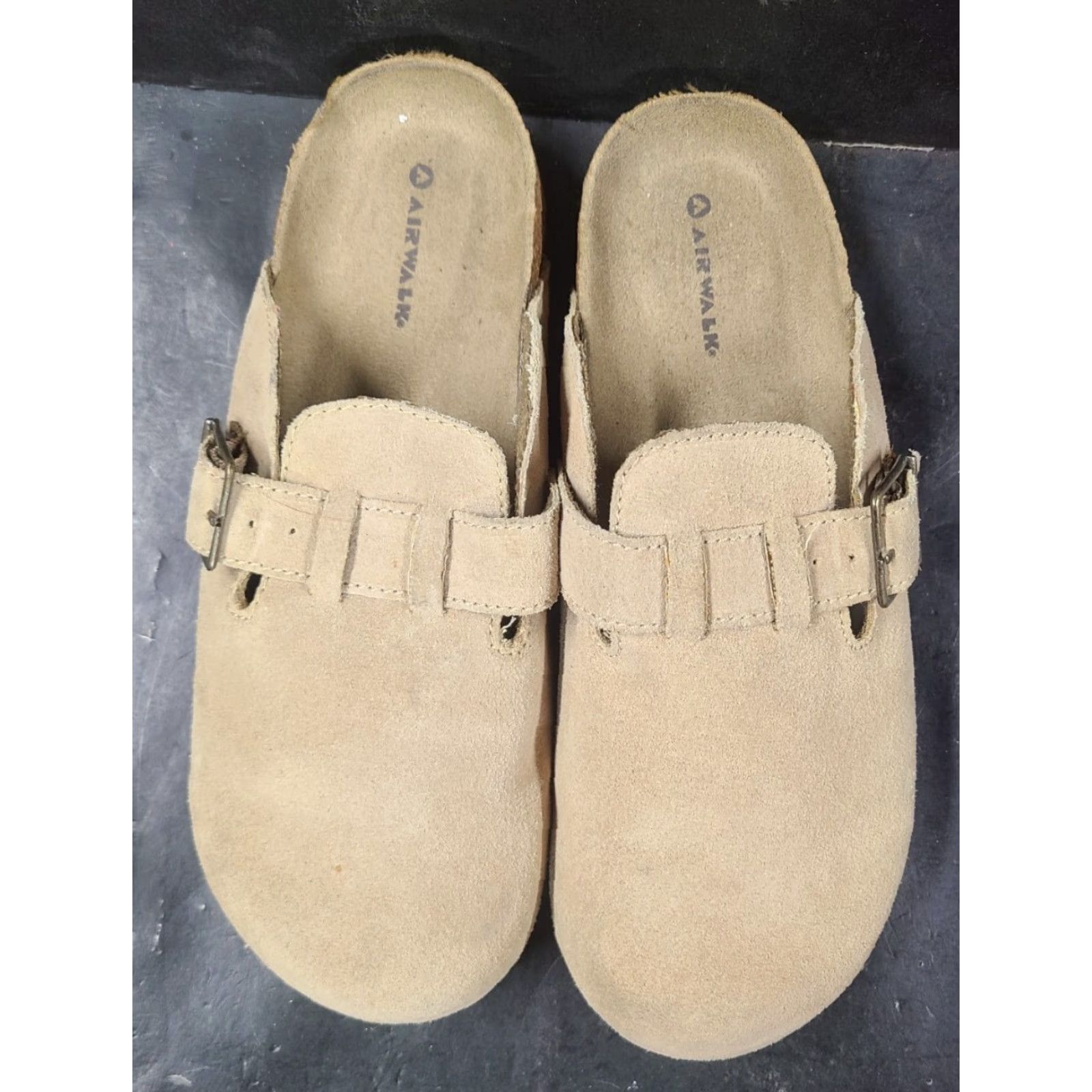 Airwalk Airwalk Sandals Womens 9 Clogs Mules Slip-On Flats Brown Faux Suede Buckle Size US 9 / IT 39 - 3 Thumbnail
