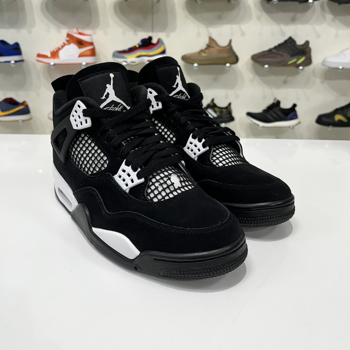 Nike Air Jordan 4 Retro White Thunder Size US 9 / EU 42 - 8 Thumbnail