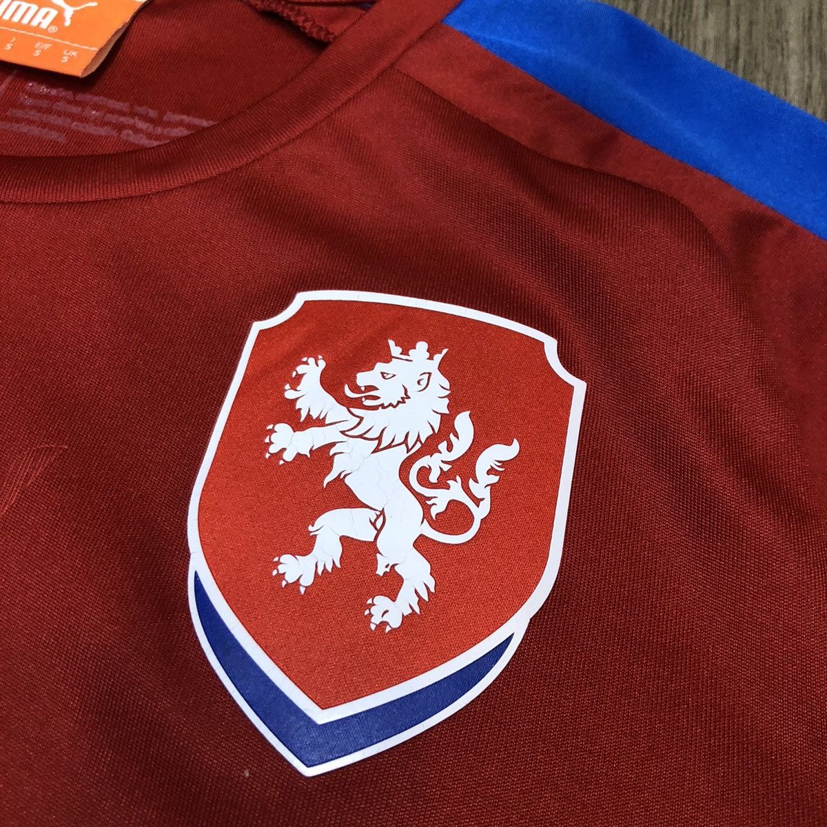 Puma Czech Republic 14/15 home shirt Size US S / EU 44-46 / 1 - 4 Thumbnail