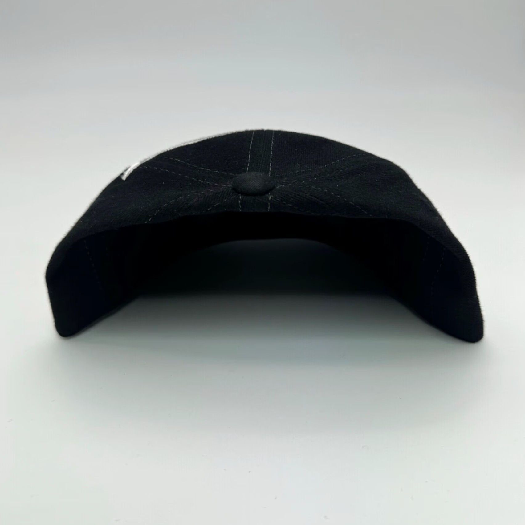 American Needle VINTAGE American Needle Chicago Blackhawks Snapback Hat Adjustable Black 90s NHL Retro Size ONE SIZE - 3 Thumbnail