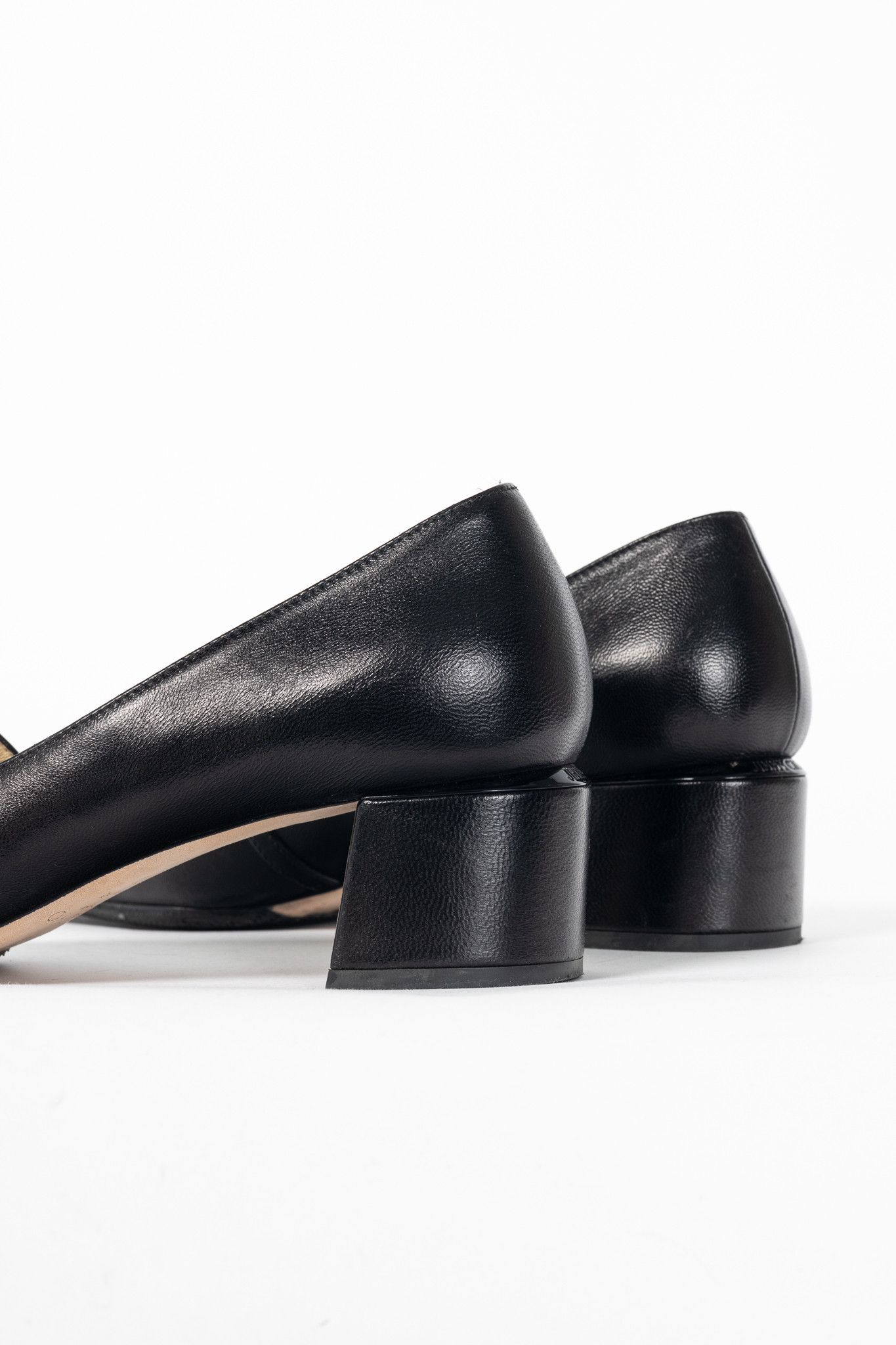 Jimmy Choo Jimmy Choo Elisa Black Cap-Toe Faux-Pearl Mary Jane Pumps Size US 7 / IT 37 - 8 Thumbnail