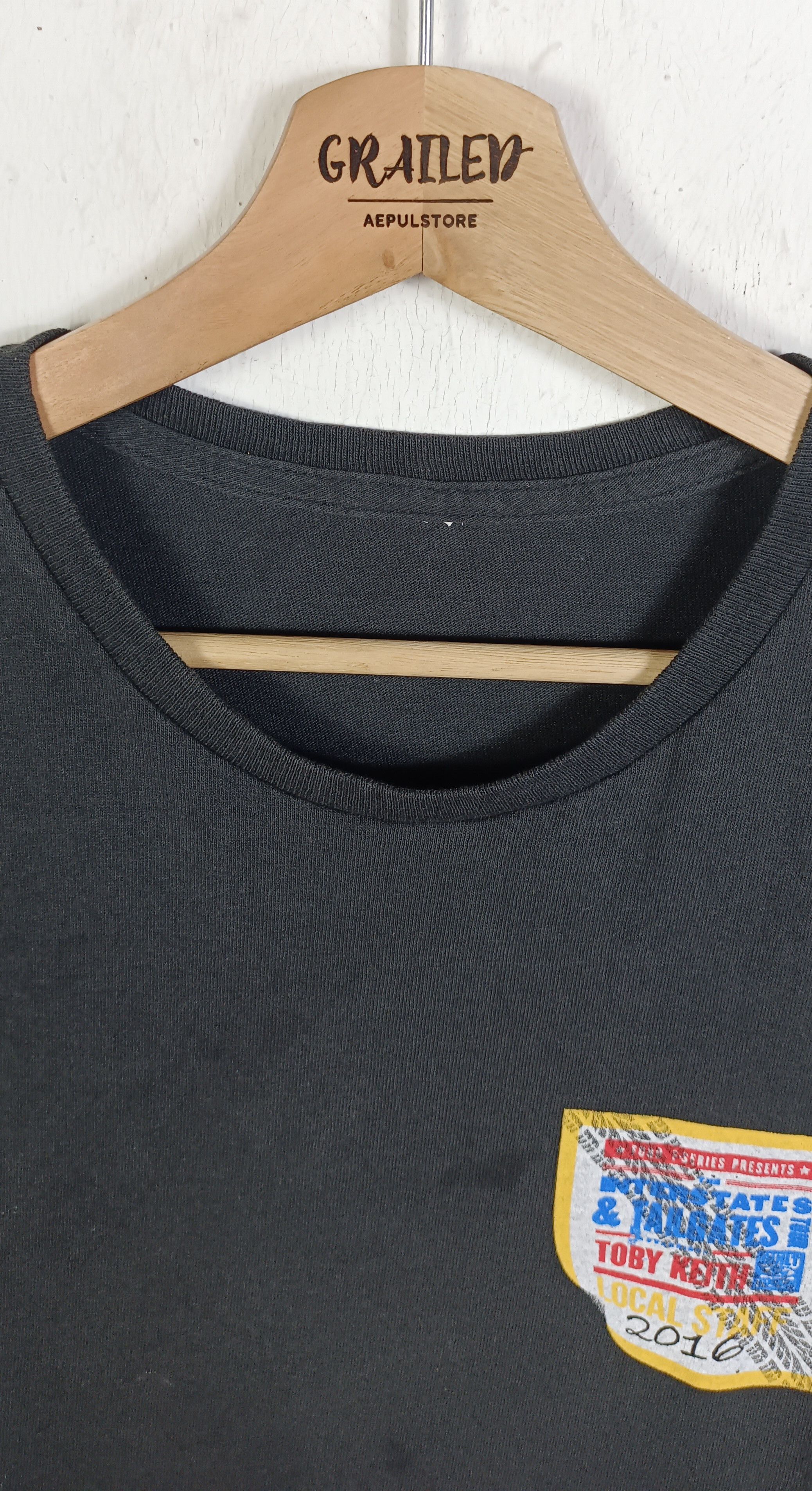 Band Tees × Vintage Toby Keith Interstates & Tailgates 2016 Size US L / EU 52-54 / 3 - 5 Thumbnail