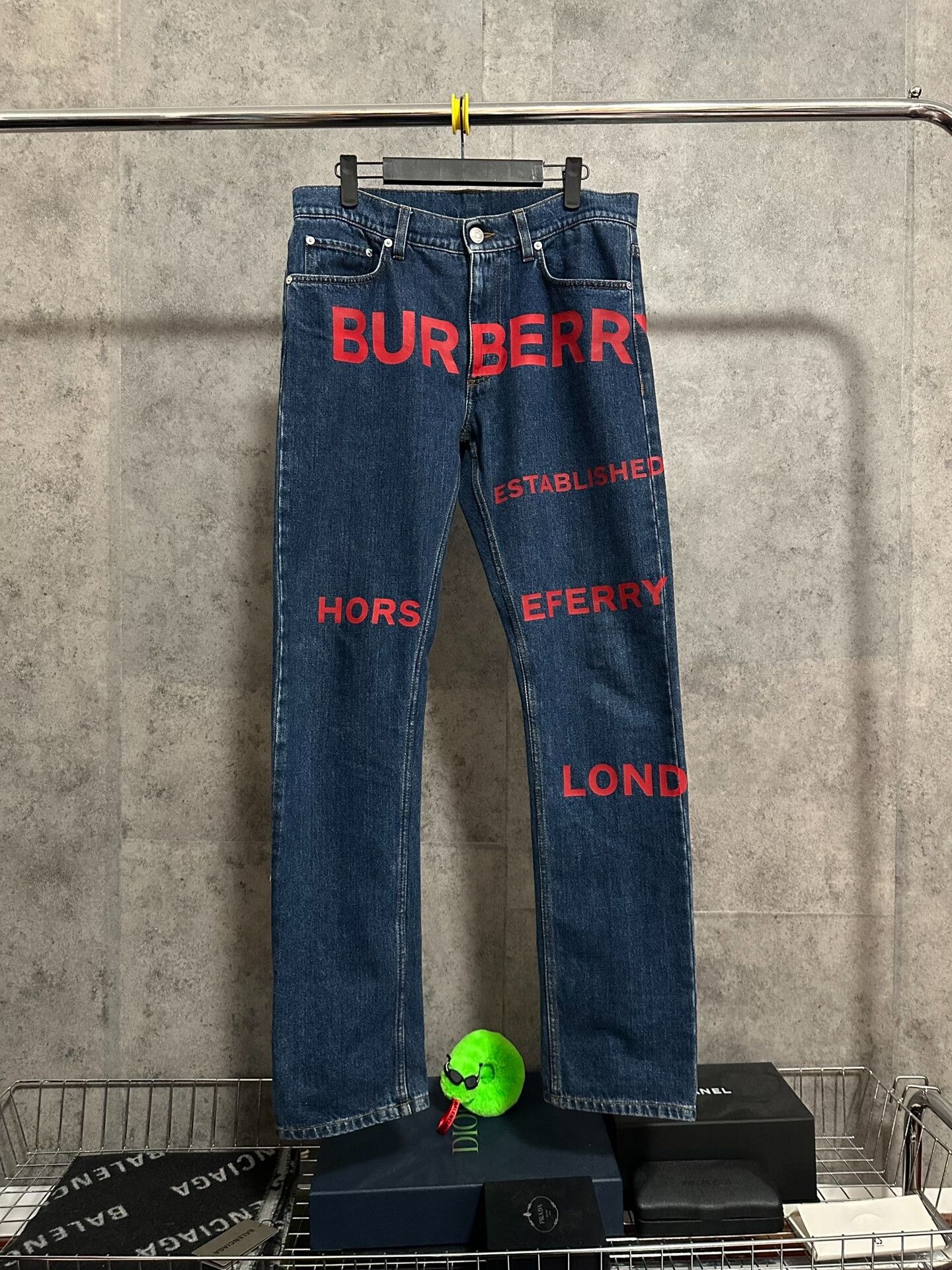 burberry new denim pants with logo