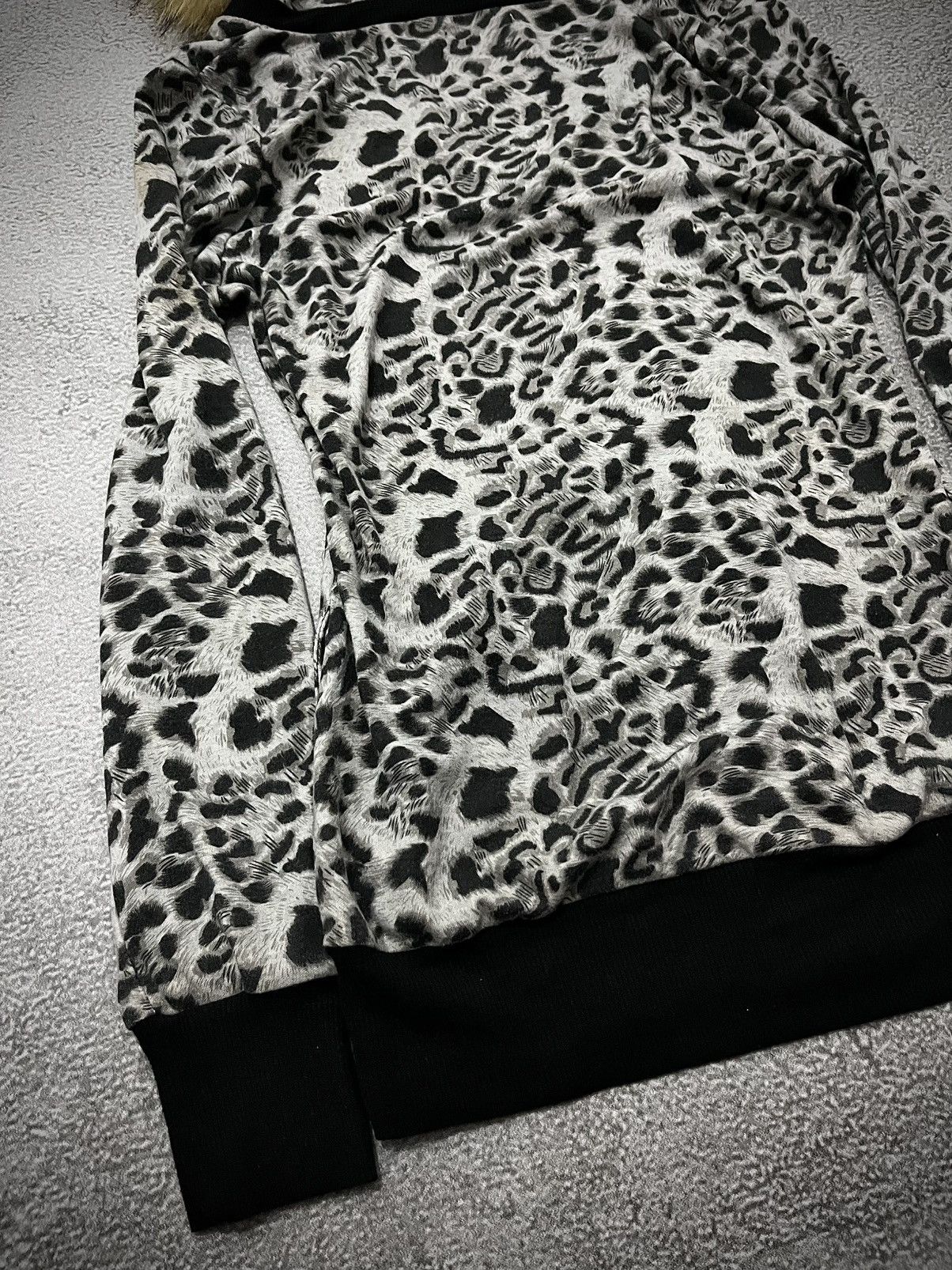 Japanese Brand Y2K Japanese Skinny Lip Fur Leopart Print Hoodie Size US M / EU 48-50 / 2 - 7 Thumbnail