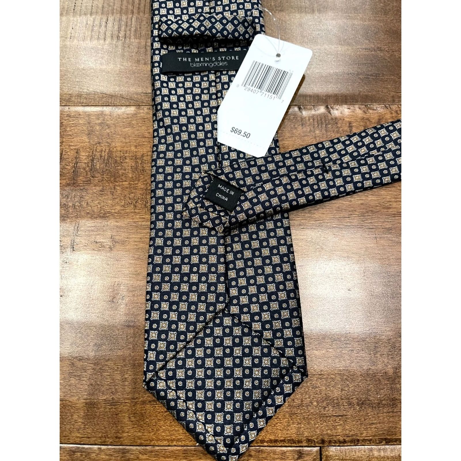 Bloomingdale's Bloomingdale's The Men's Store Navy Blue Geometric Silk Neck Tie Multicolor Classic Mens Size ONE SIZE - 2 Thumbnail