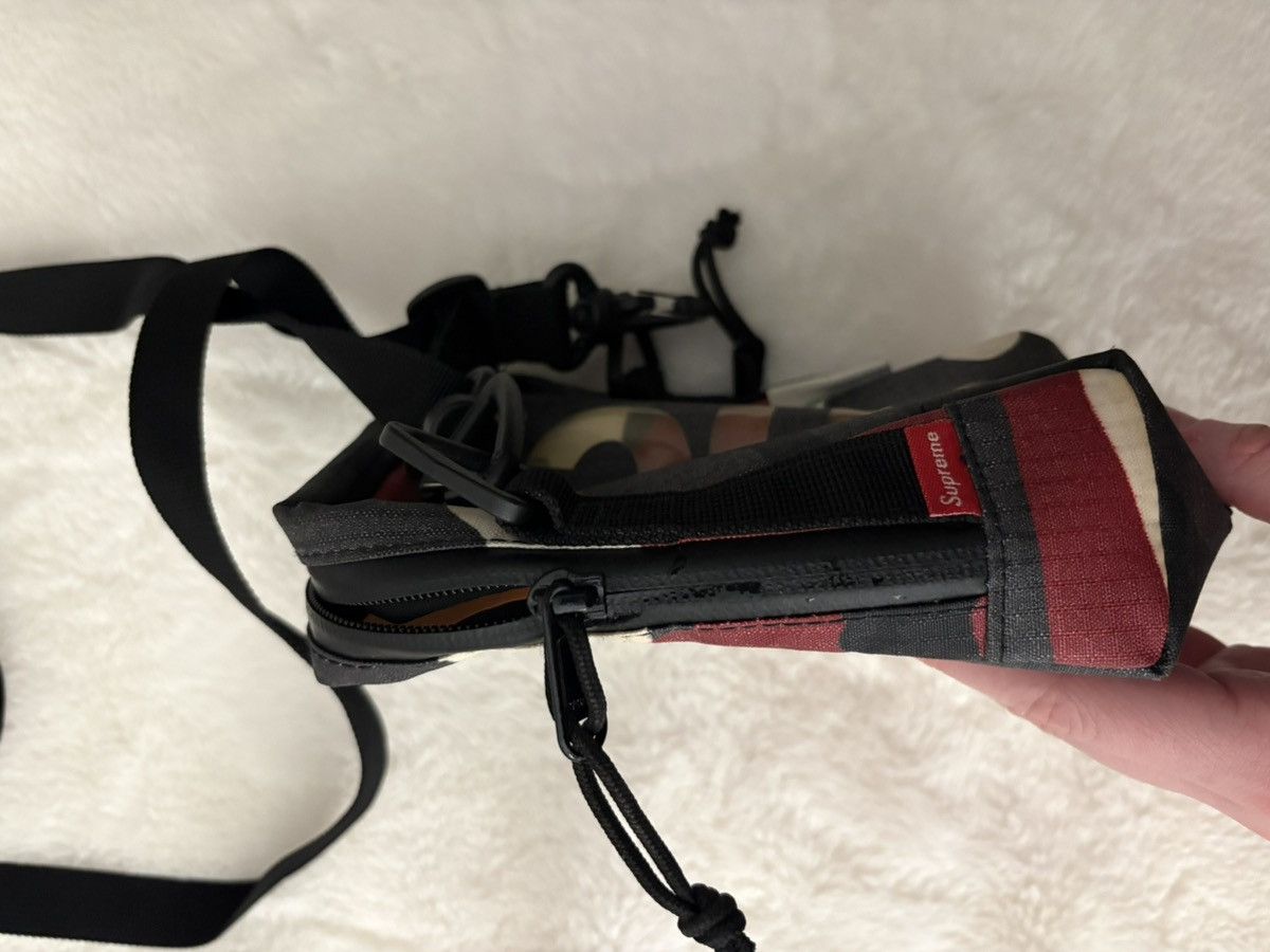 Supreme Supreme Neck Pouch Red Camo Size ONE SIZE - 5 Thumbnail