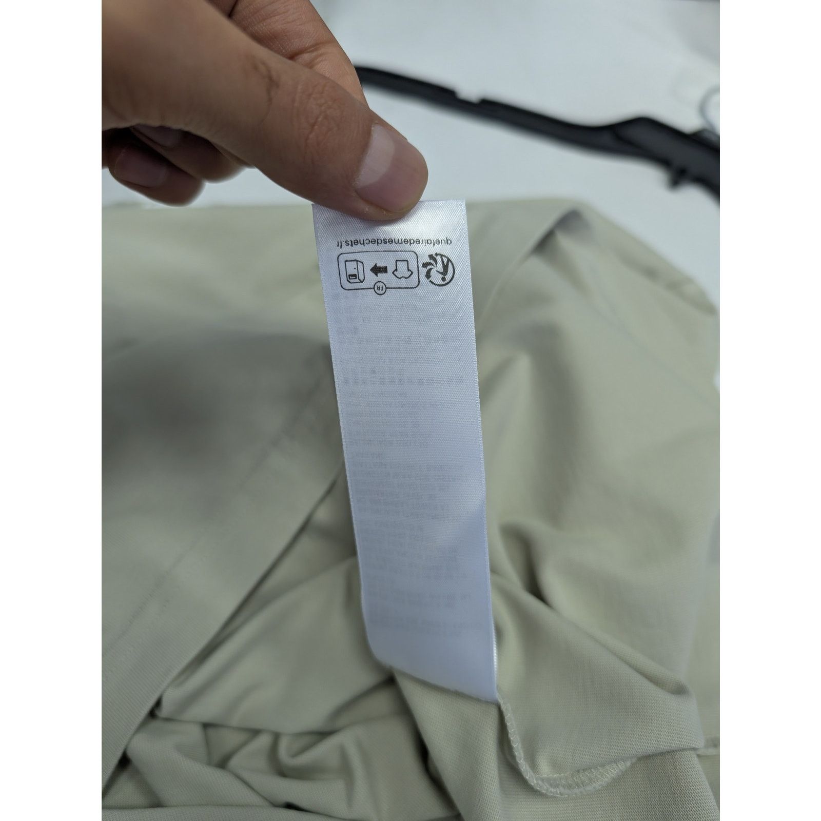 Balenciaga o1rshd1 Cities - Cannes Vint Jersey T-Shirt in Shell/White Size US L / EU 52-54 / 3 - 20 Thumbnail